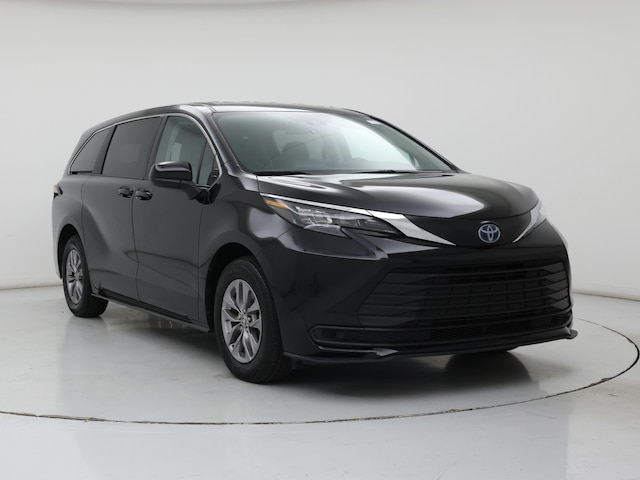Black 2024 Toyota Sienna LE 8-Passenger FWD Minivan Front-Wheel Drive Automatic