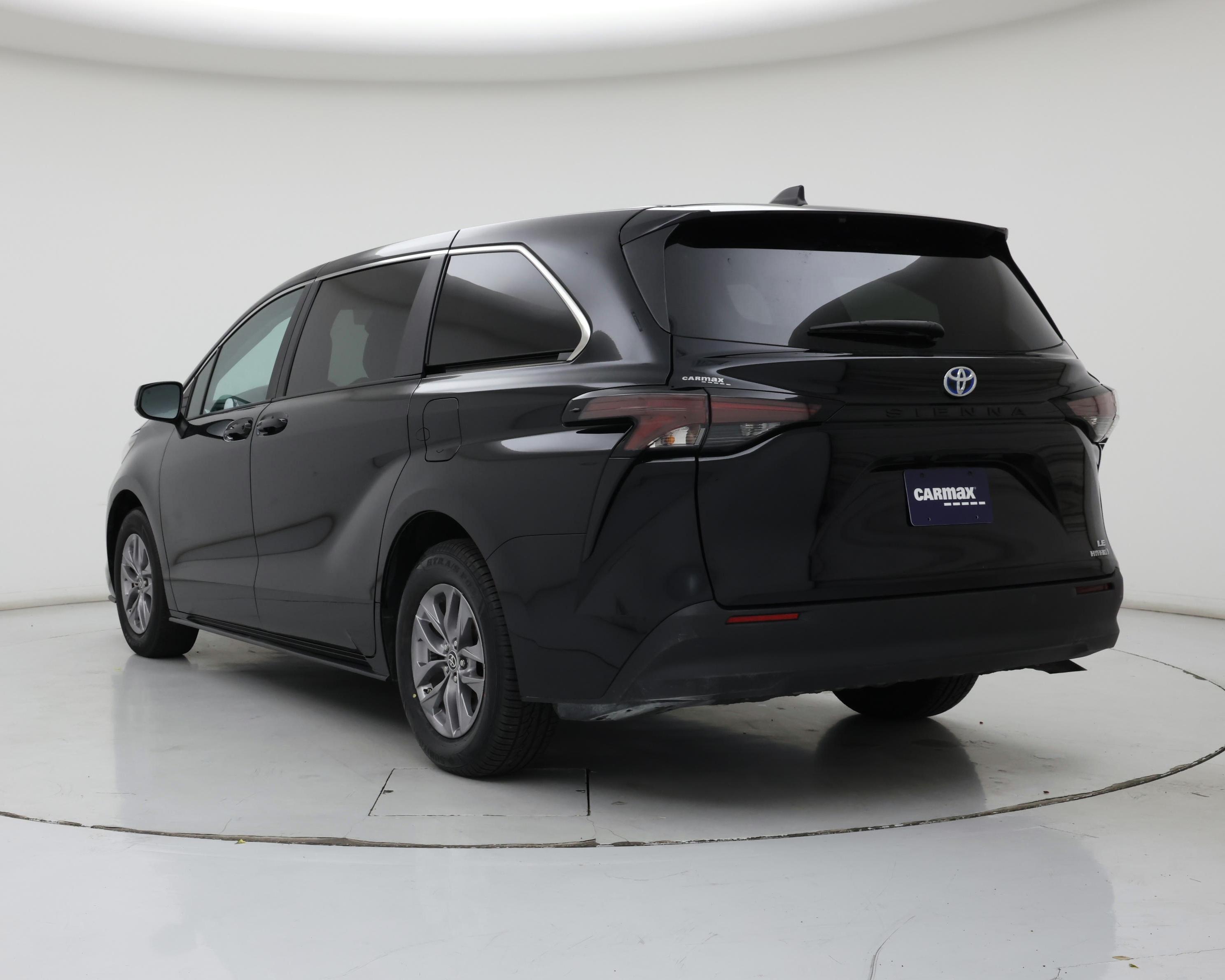 Thumbnail: 2024 Toyota Sienna - 2