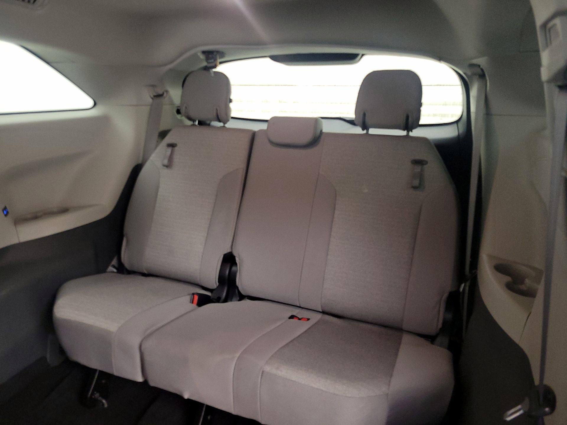 Thumbnail: 2024 Toyota Sienna - 20