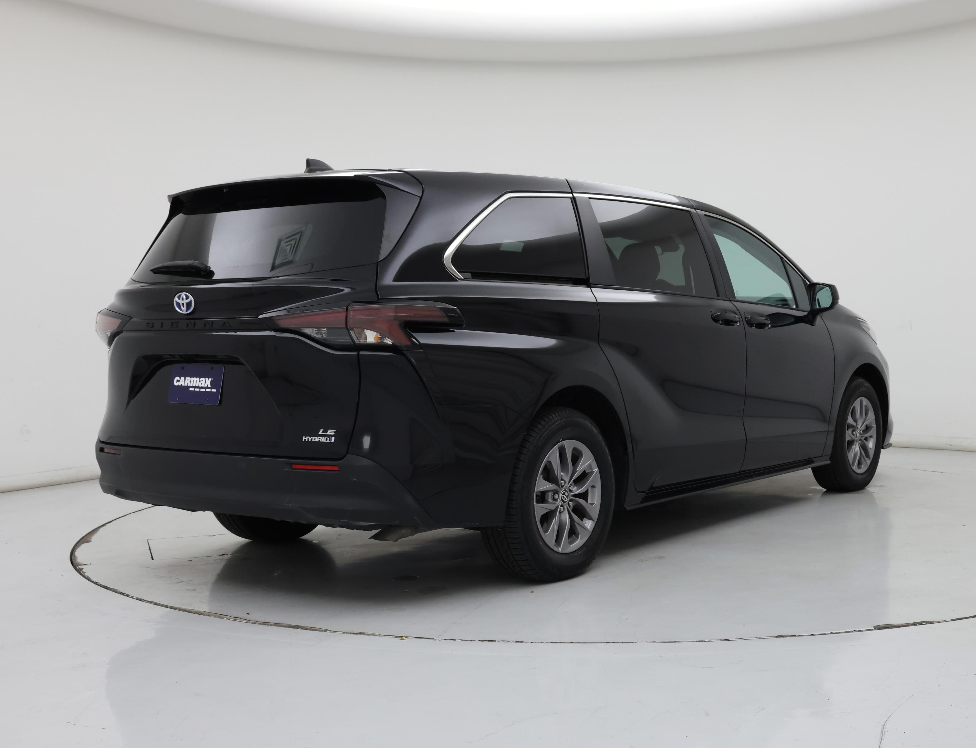 Thumbnail: 2024 Toyota Sienna - 8