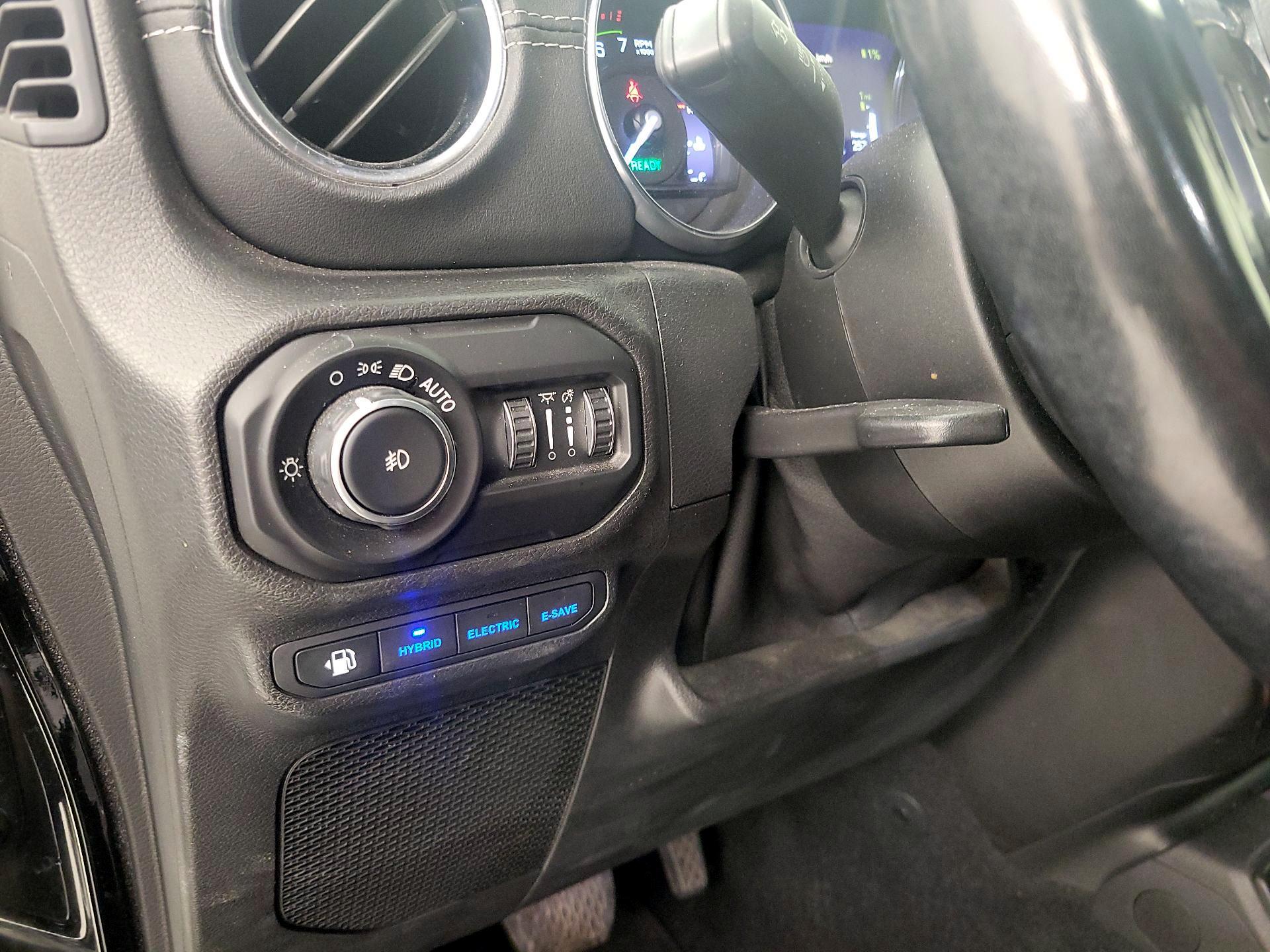 Thumbnail: 2021 Jeep Wrangler - 13