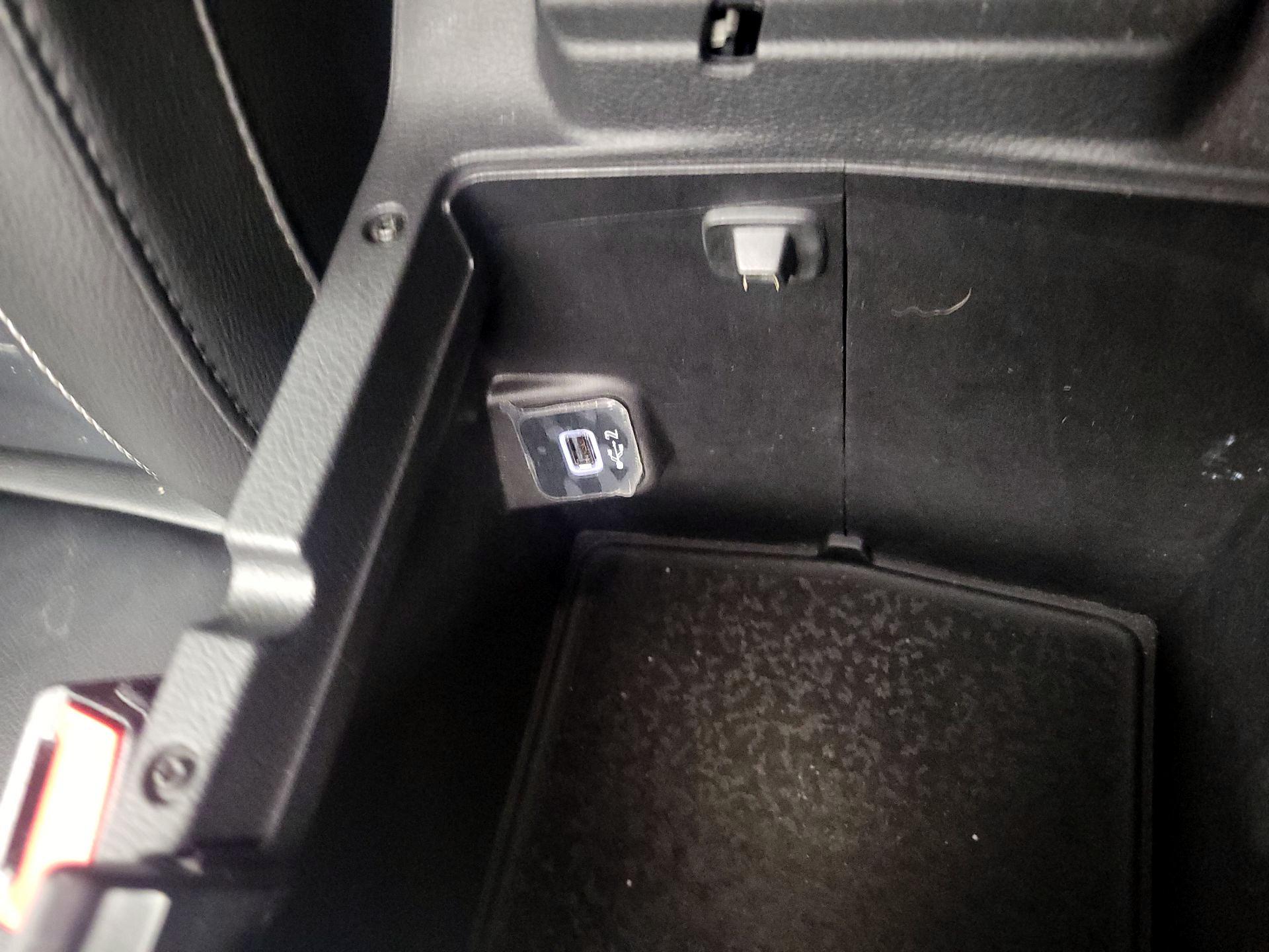 Thumbnail: 2021 Jeep Wrangler - 19