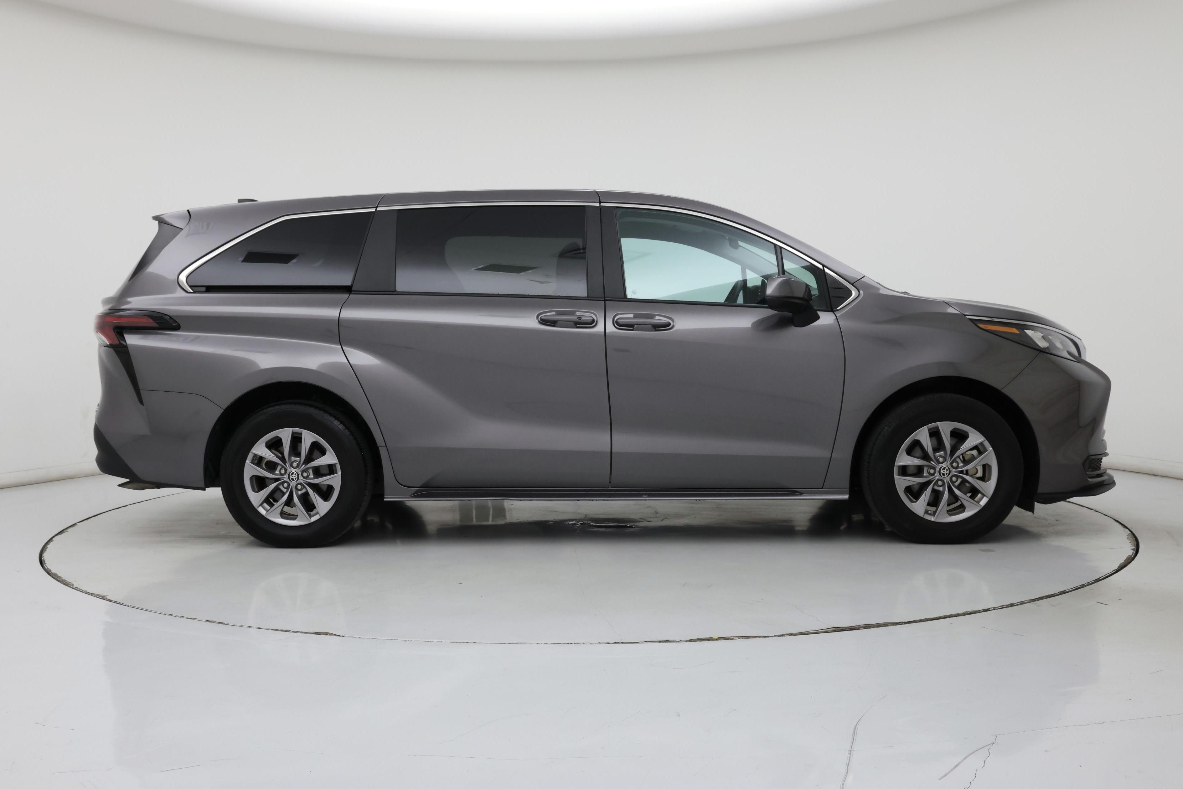 Thumbnail: 2024 Toyota Sienna - 7