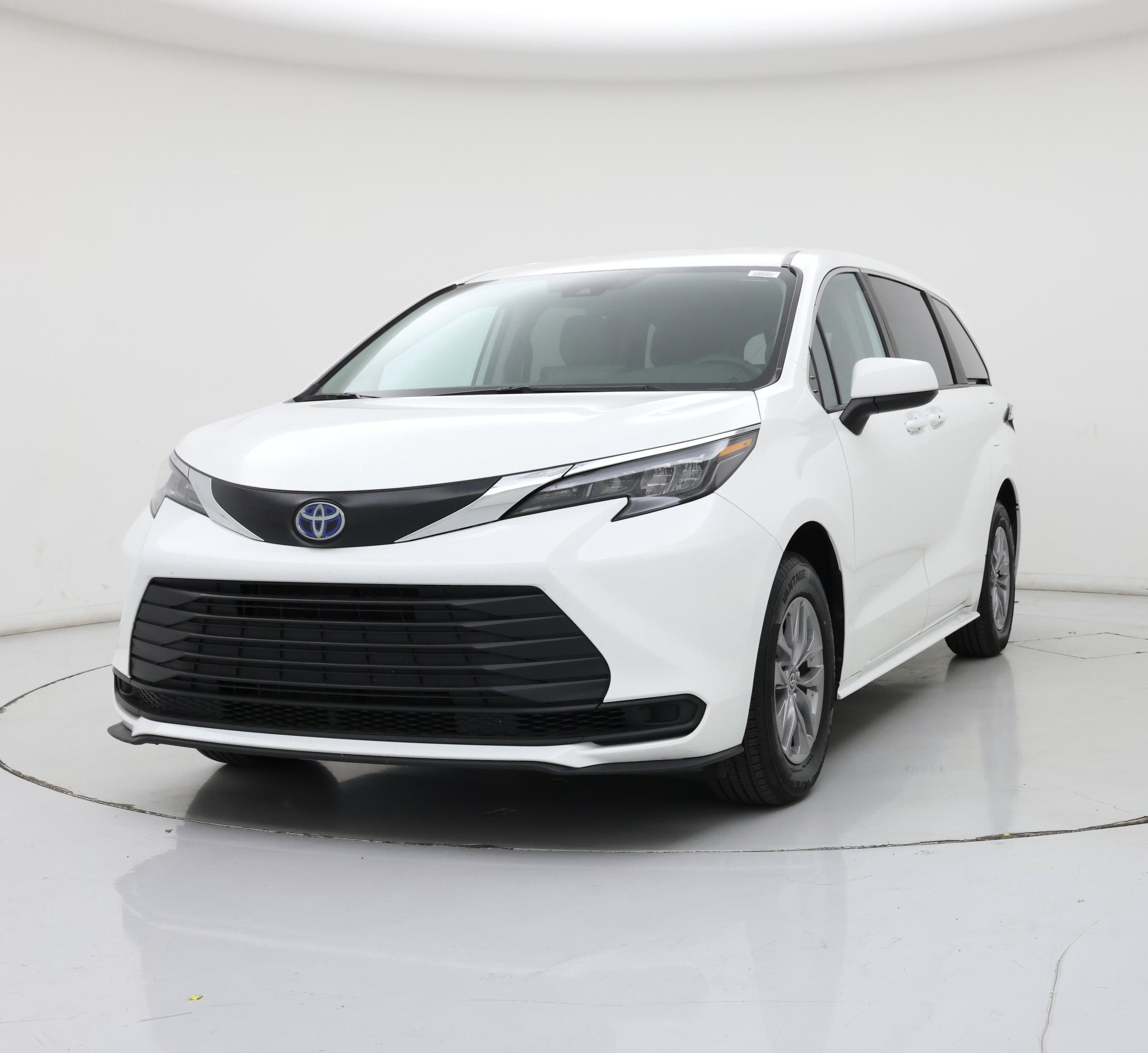 Thumbnail: 2024 Toyota Sienna - 4