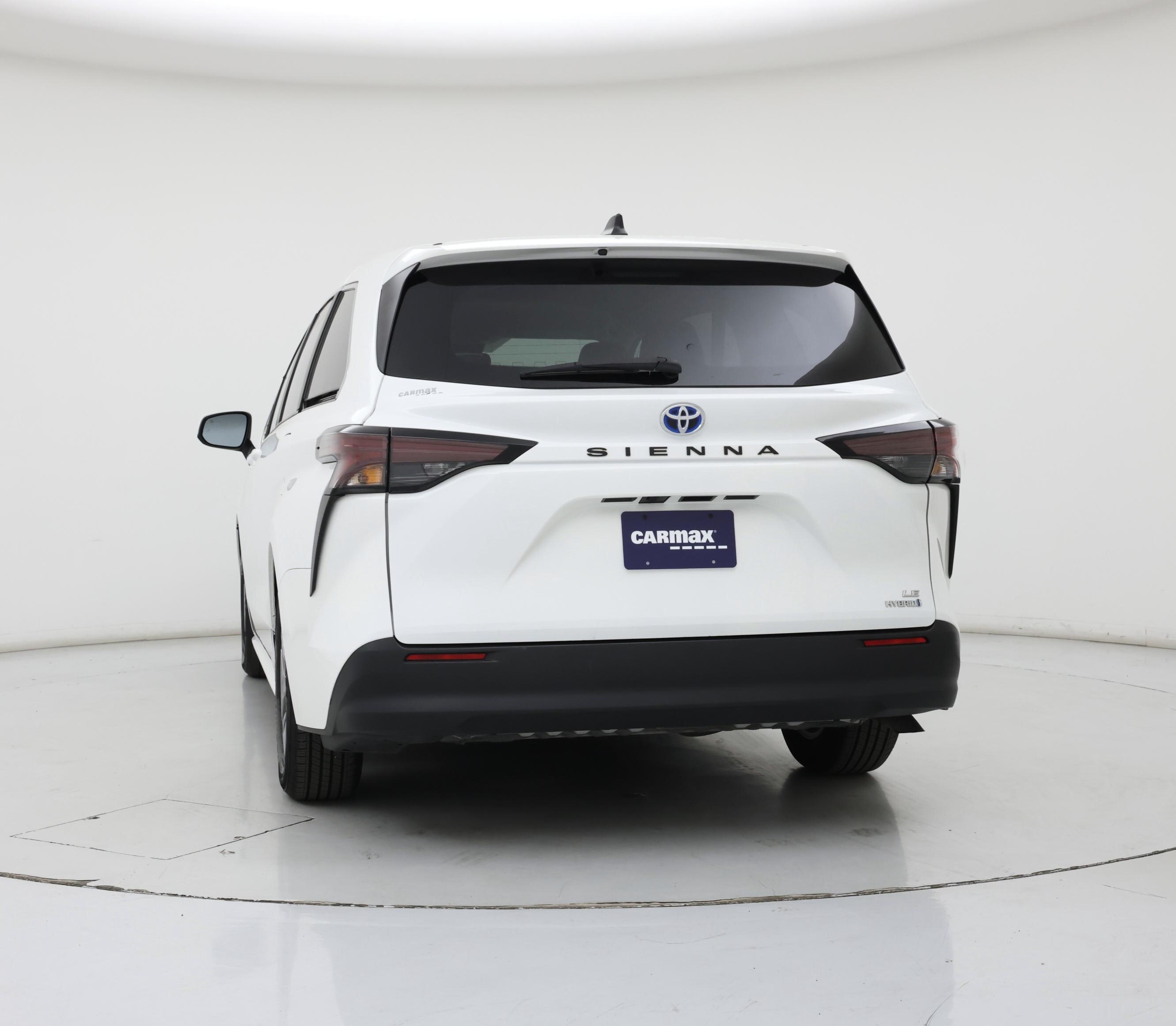 Thumbnail: 2024 Toyota Sienna - 6