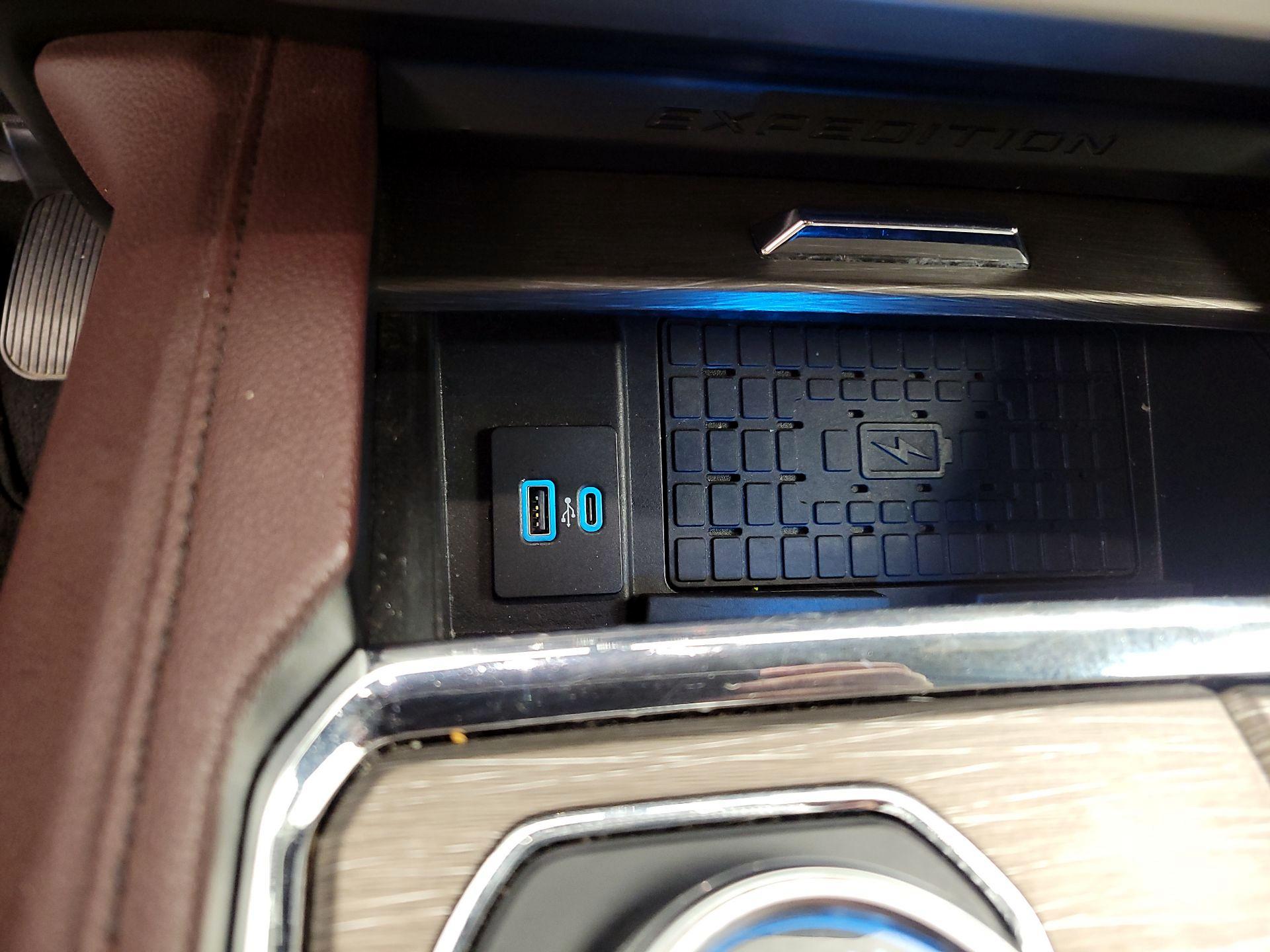 Thumbnail: 2023 Ford Expedition MAX - 19