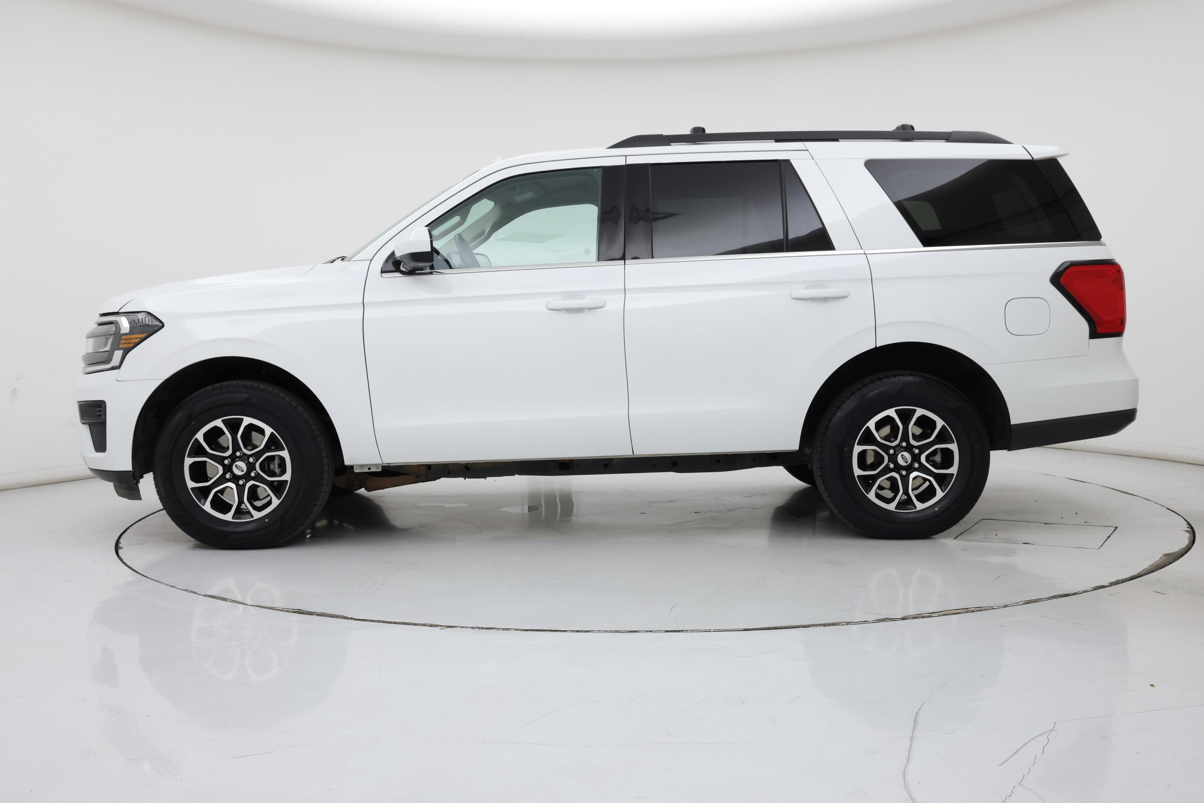 Thumbnail: 2024 Ford Expedition - 3