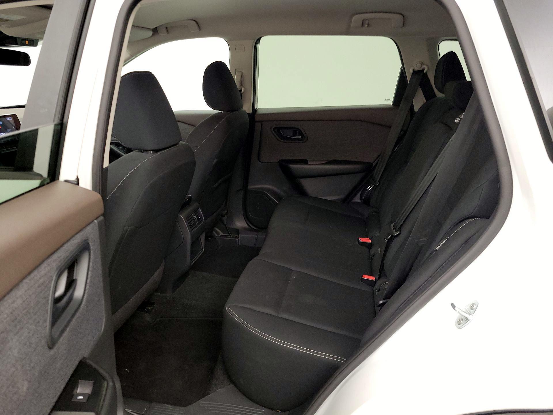 Thumbnail: 2023 Nissan Rogue - 17