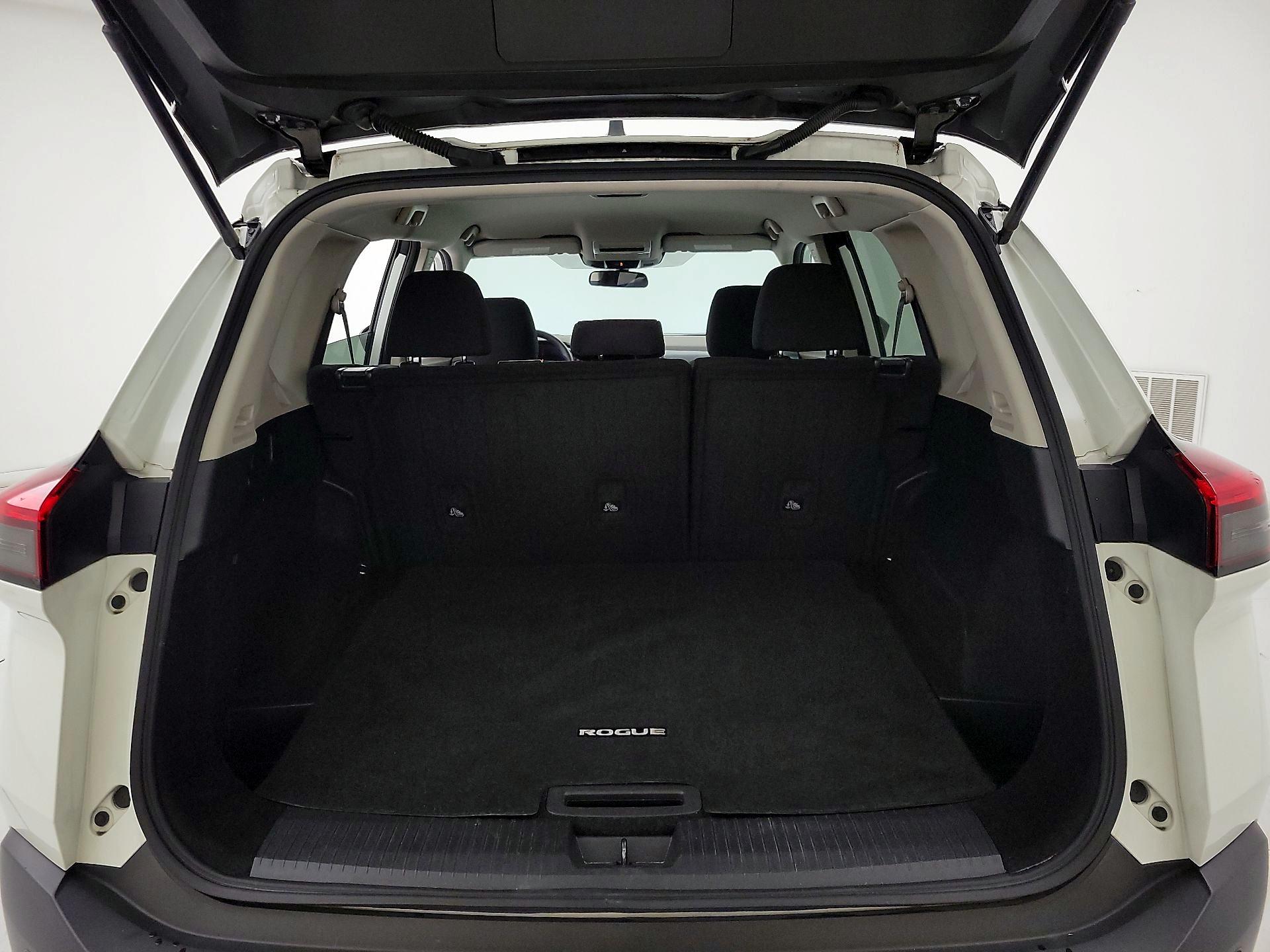 Thumbnail: 2023 Nissan Rogue - 18