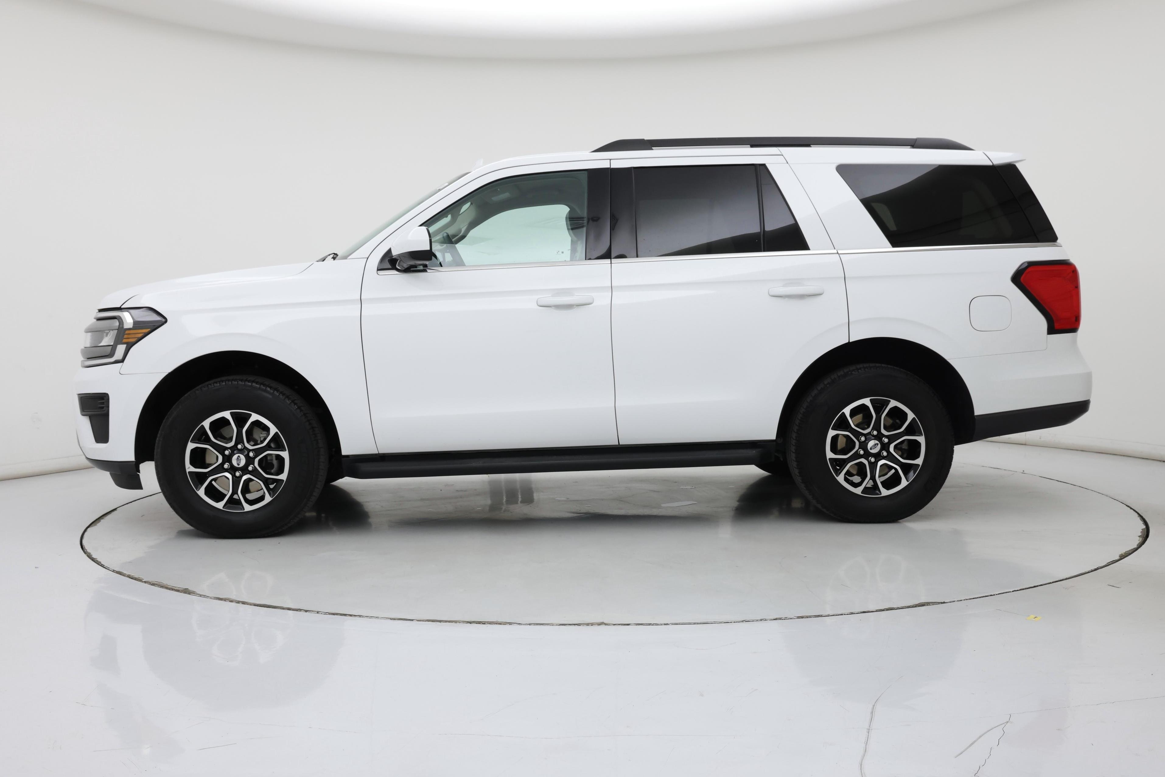 Thumbnail: 2024 Ford Expedition - 3