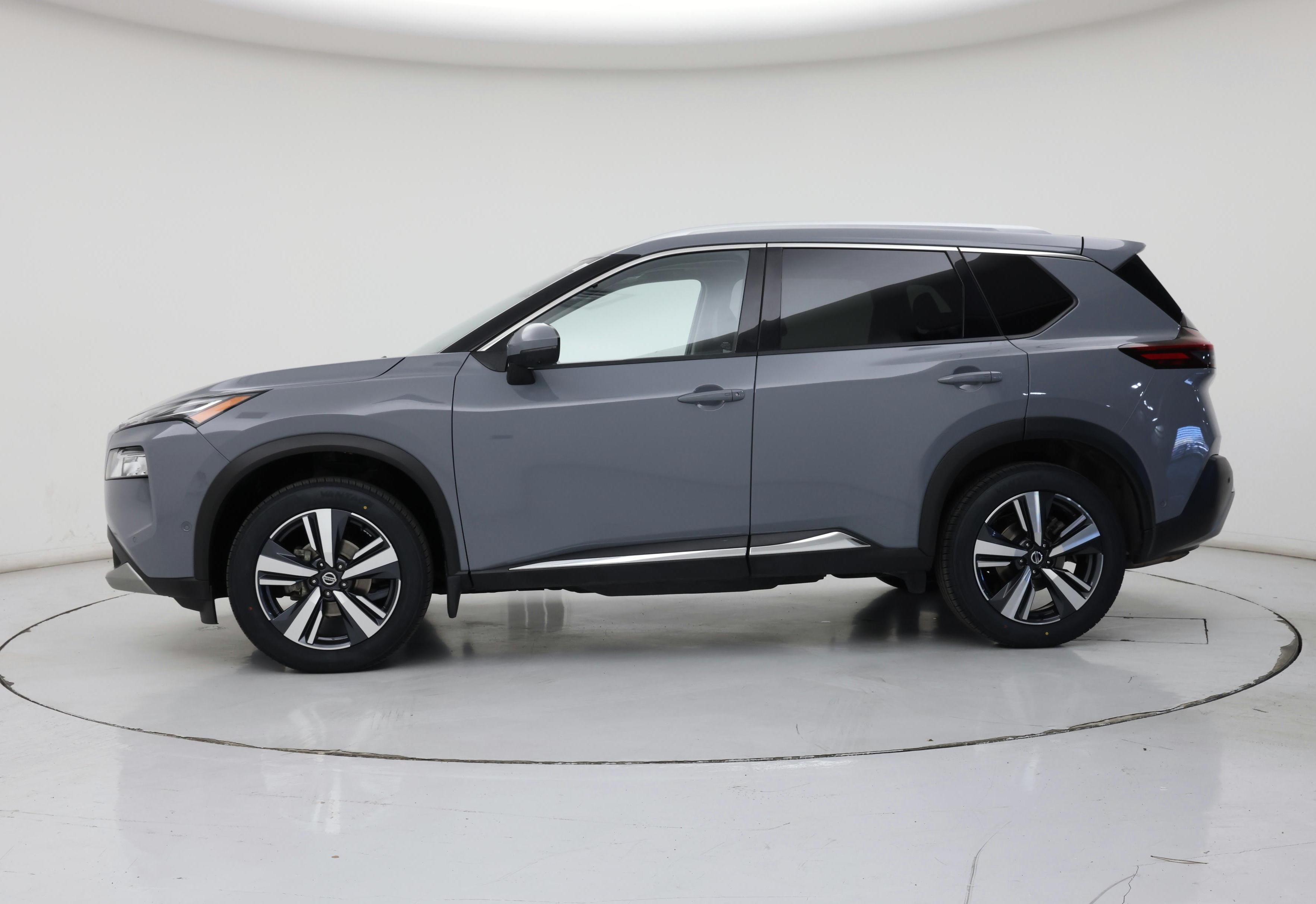 Thumbnail: 2021 Nissan Rogue - 3