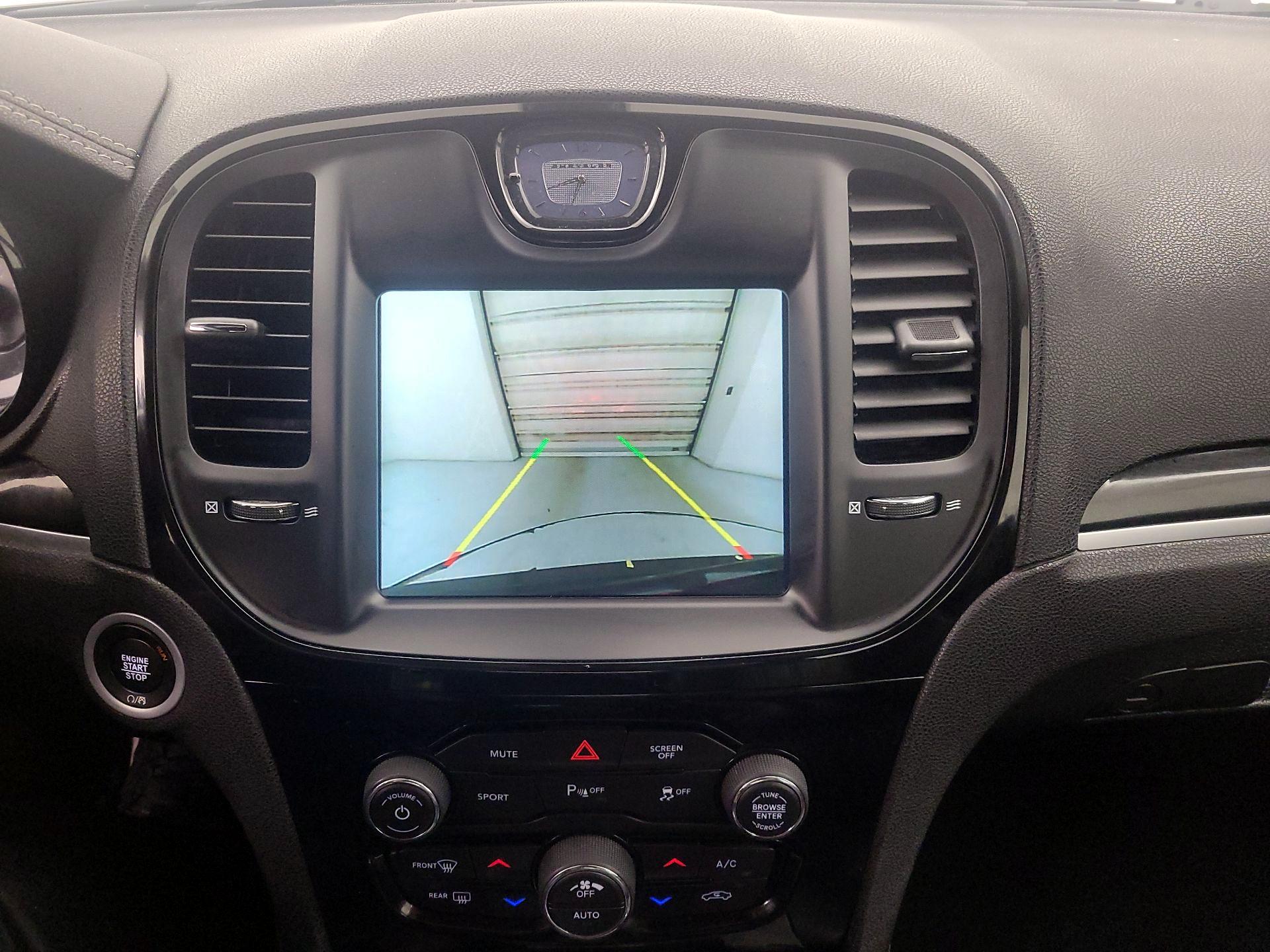 Thumbnail: 2023 Chrysler 300 - 15