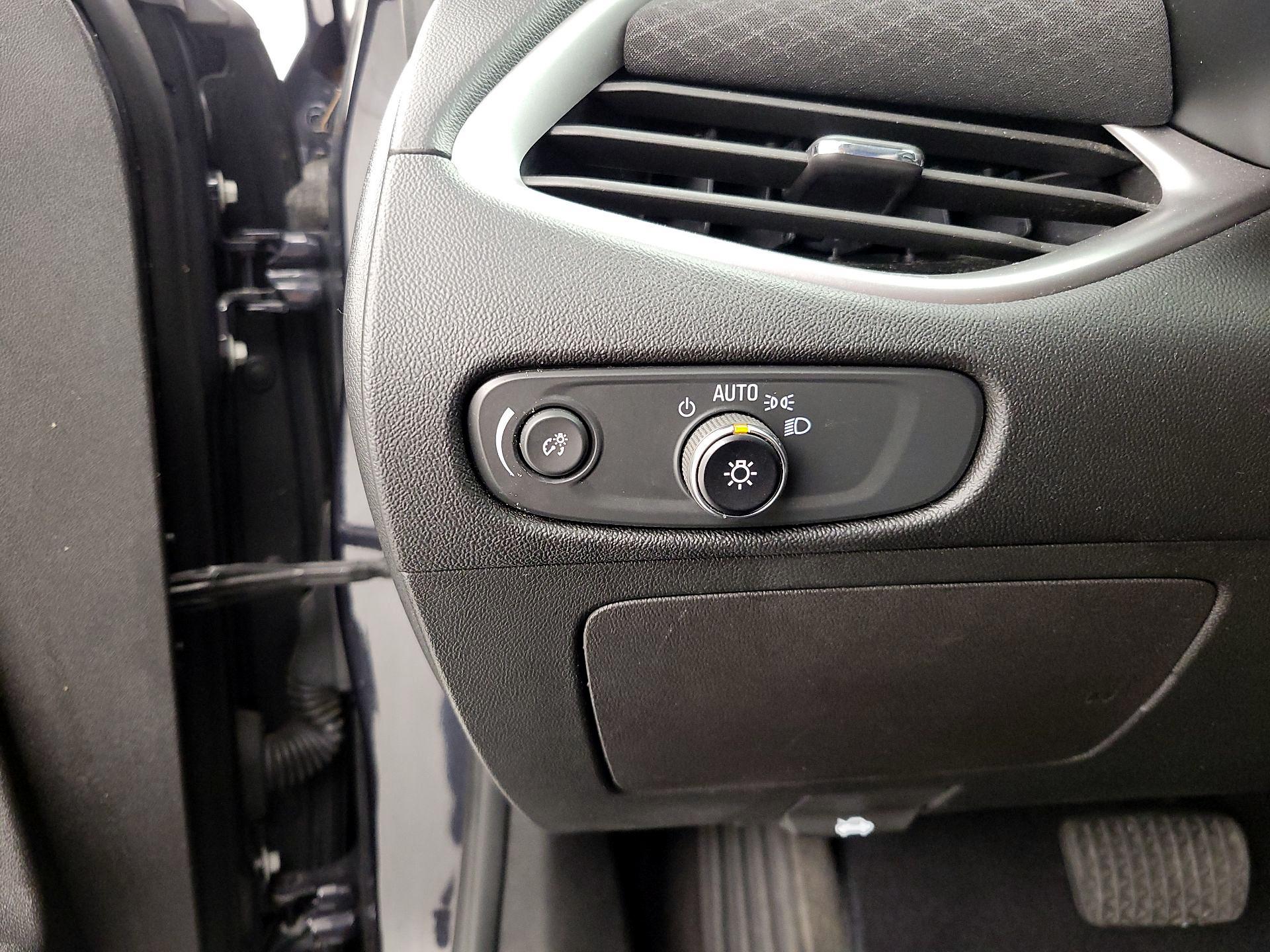 Thumbnail: 2023 Chevrolet Malibu - 13