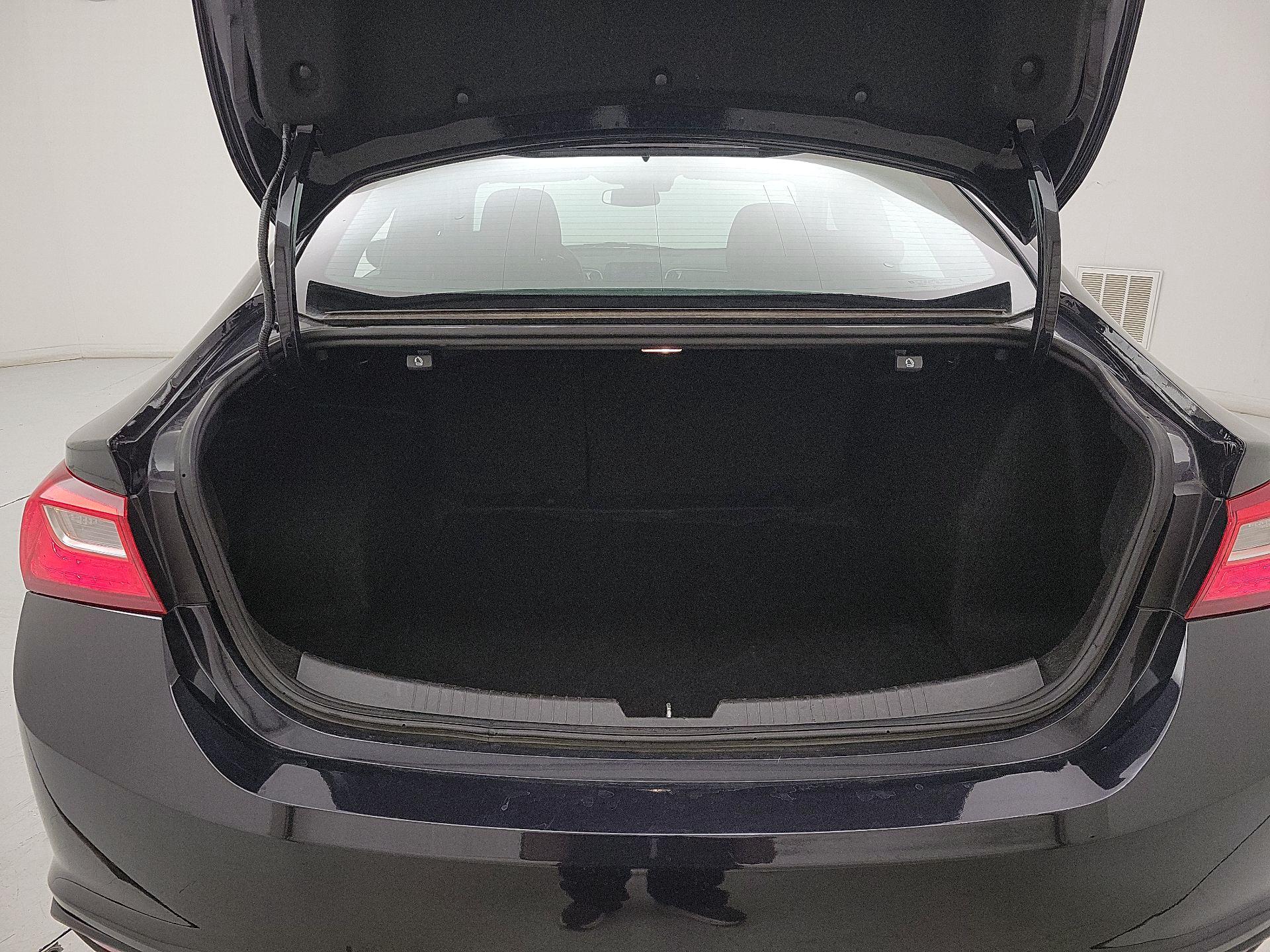 Thumbnail: 2023 Chevrolet Malibu - 20