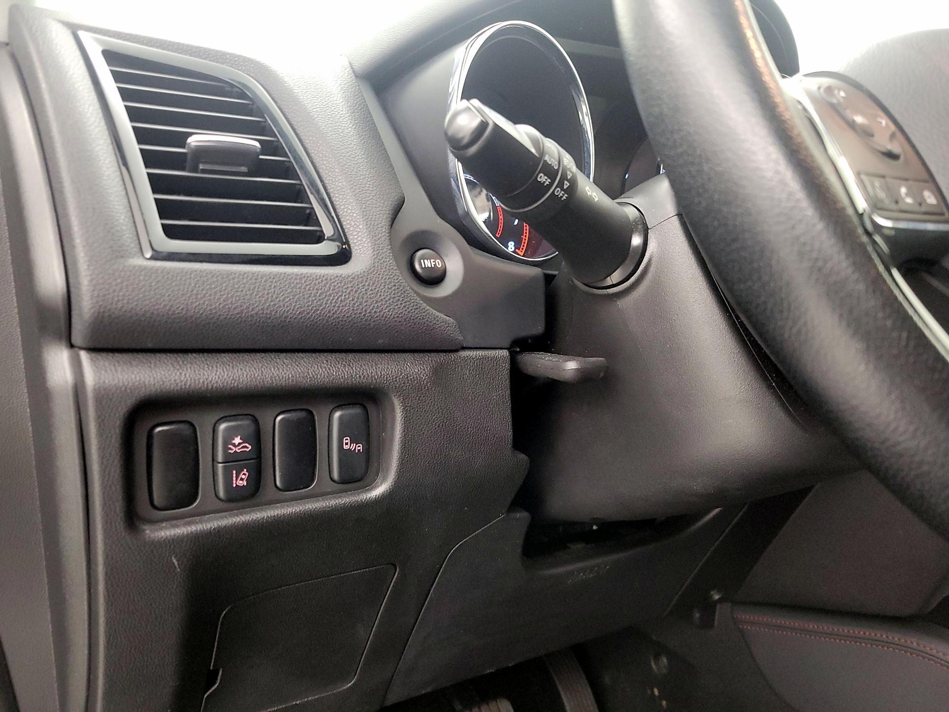 Thumbnail: 2024 Mitsubishi Outlander Sport - 13