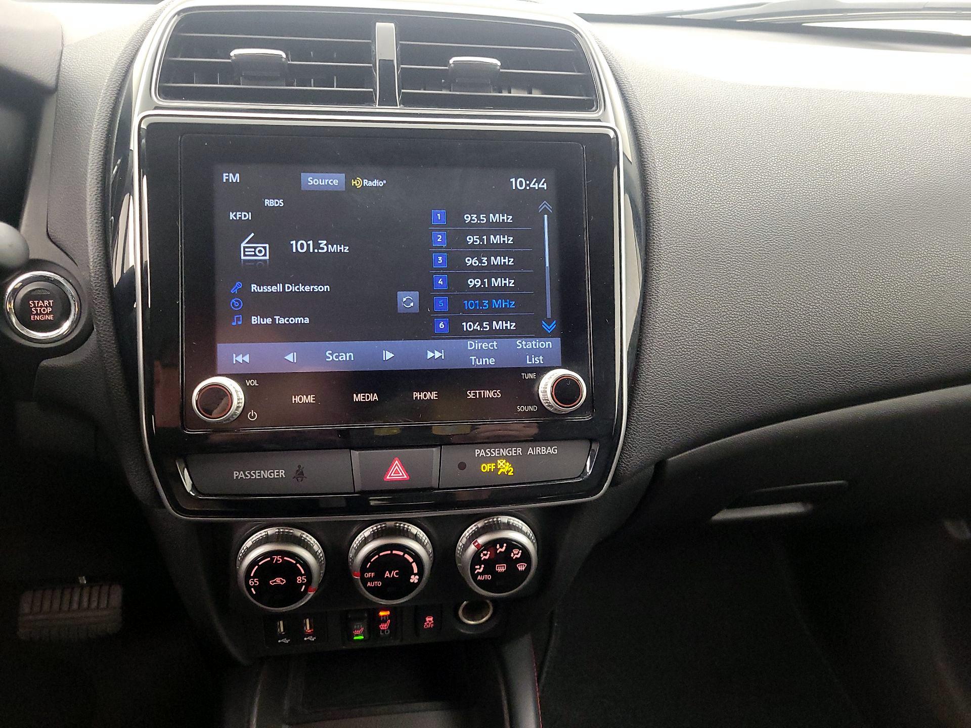 Thumbnail: 2024 Mitsubishi Outlander Sport - 15