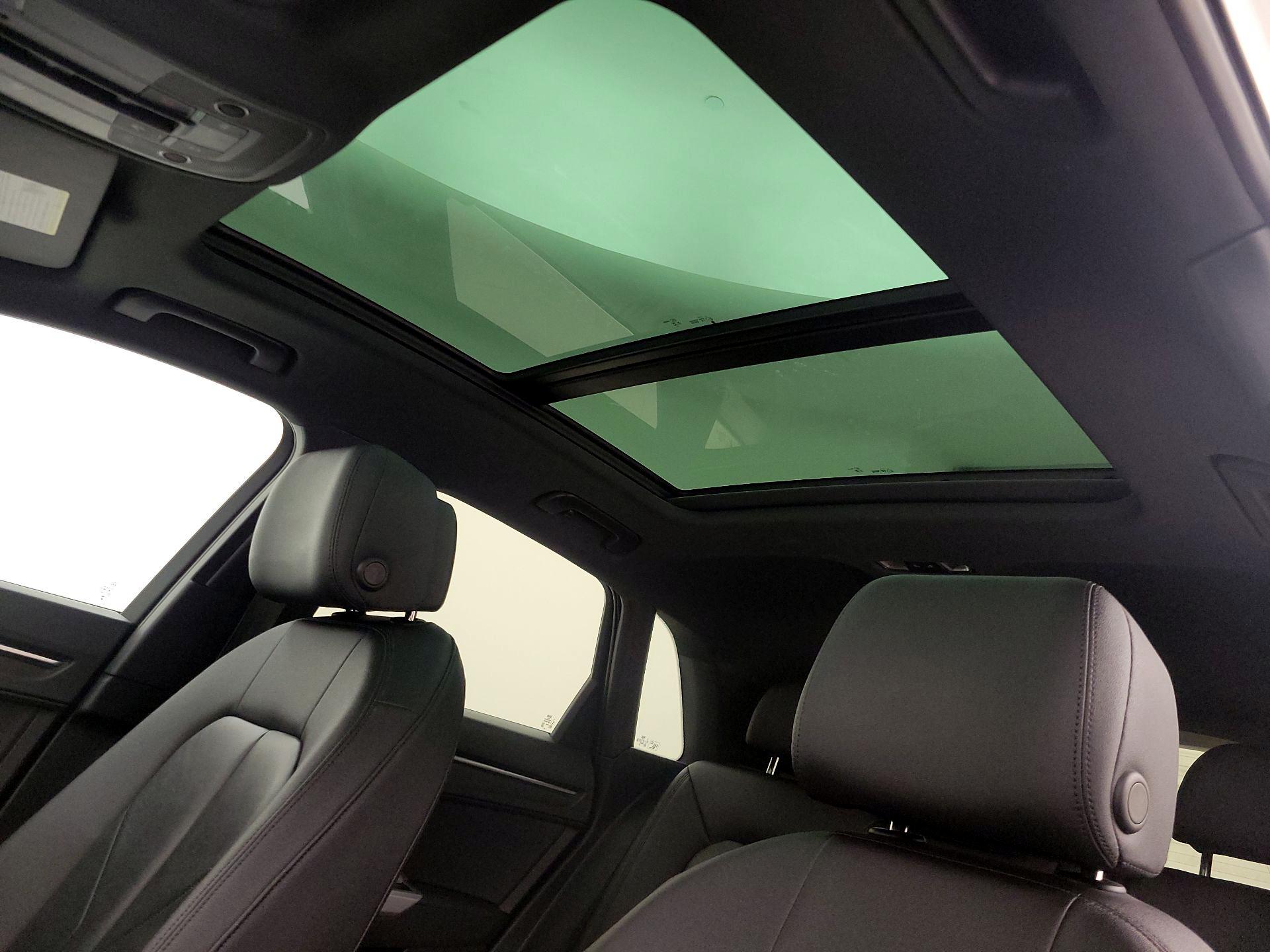 Thumbnail: 2023 Audi Q3 - 19