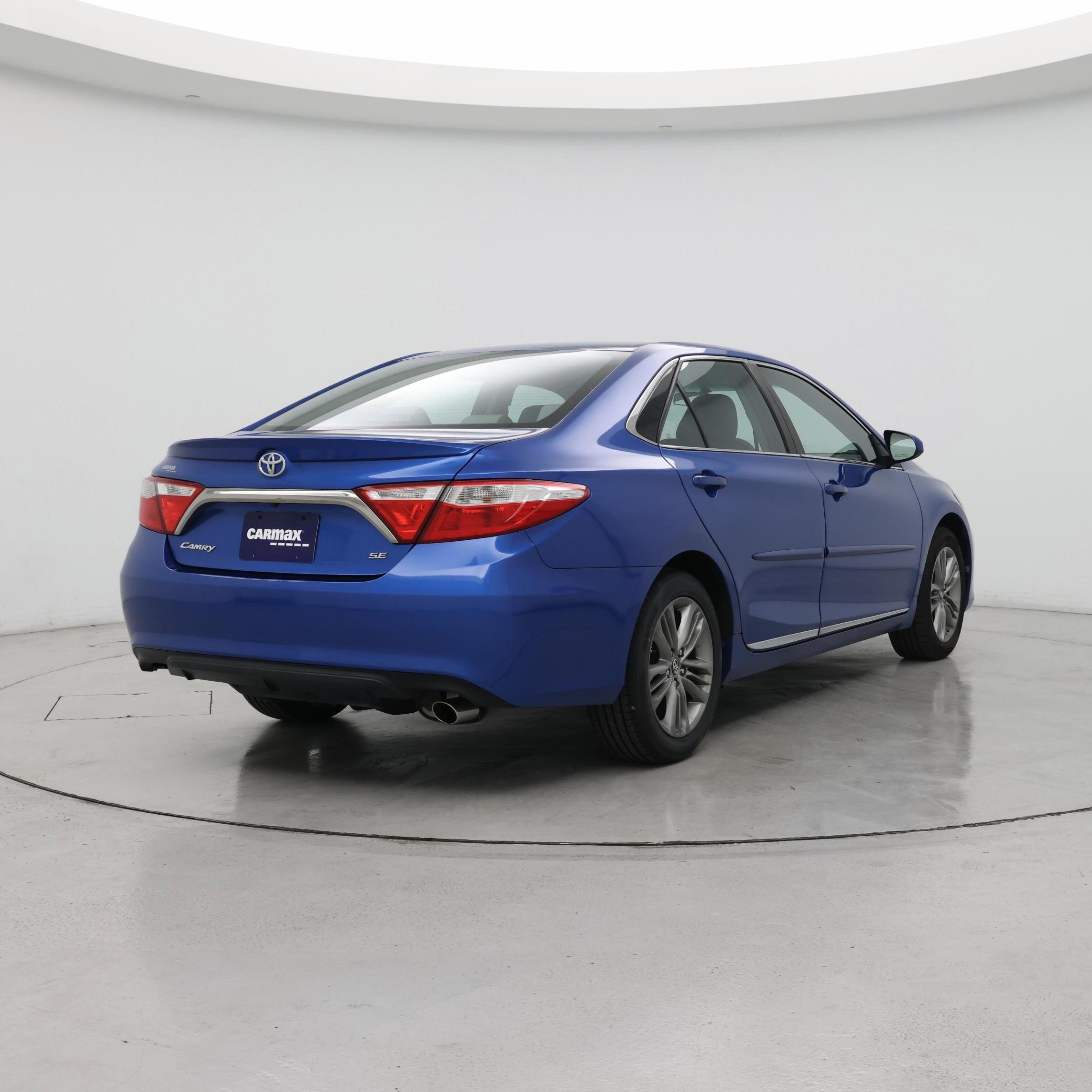 Thumbnail: 2017 Toyota Camry - 8