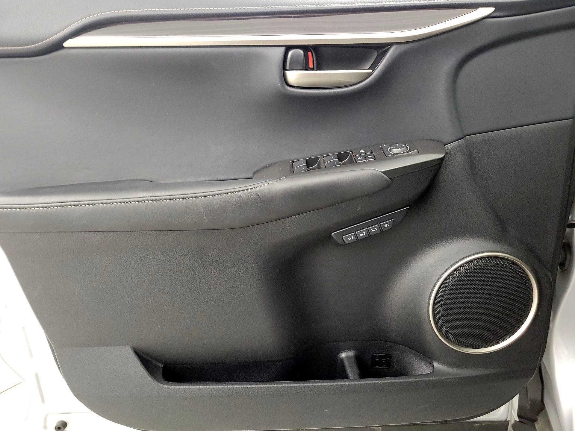 Thumbnail: 2016 Lexus NX - 12