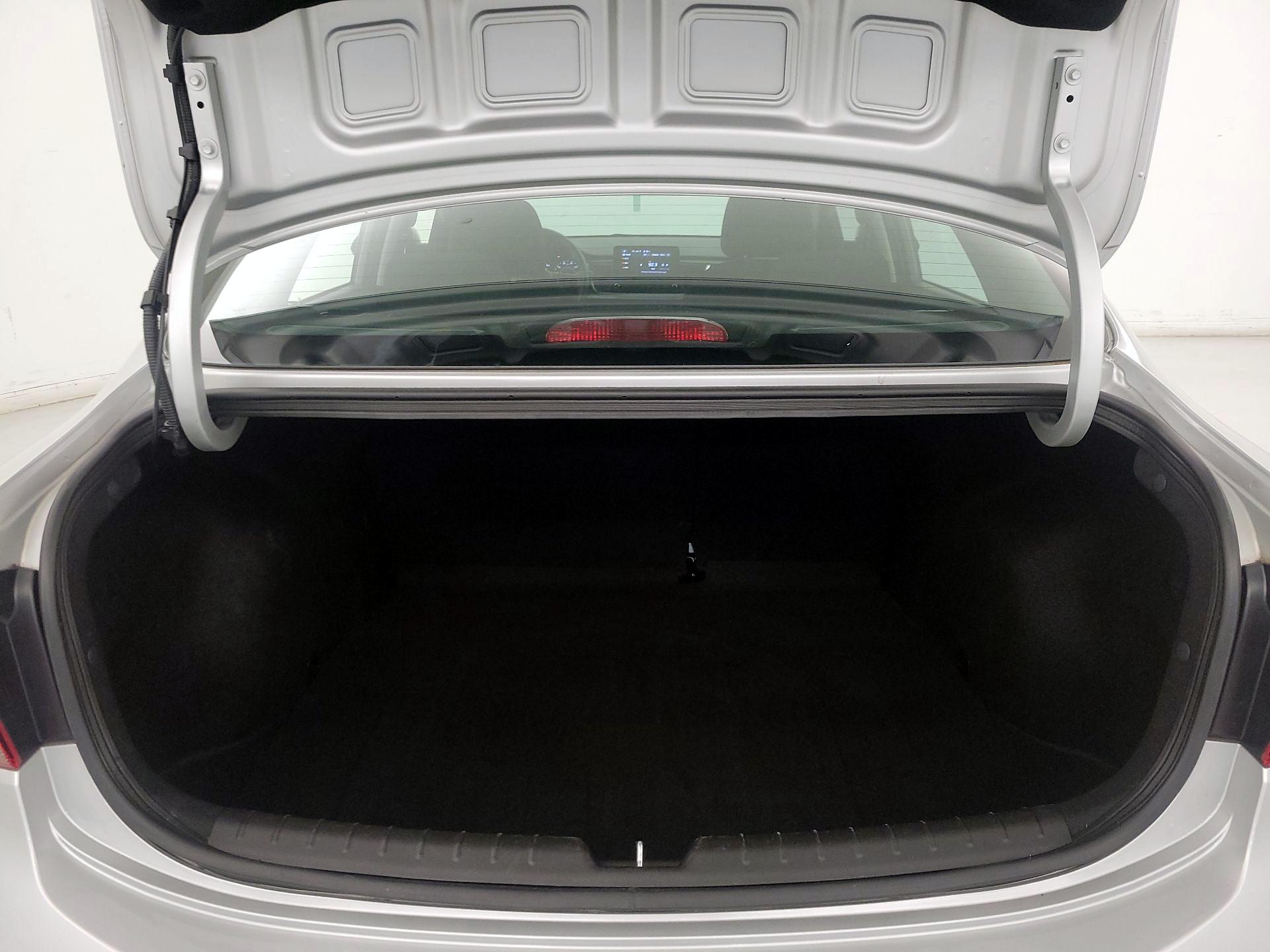 Thumbnail: 2023 Kia Rio - 20