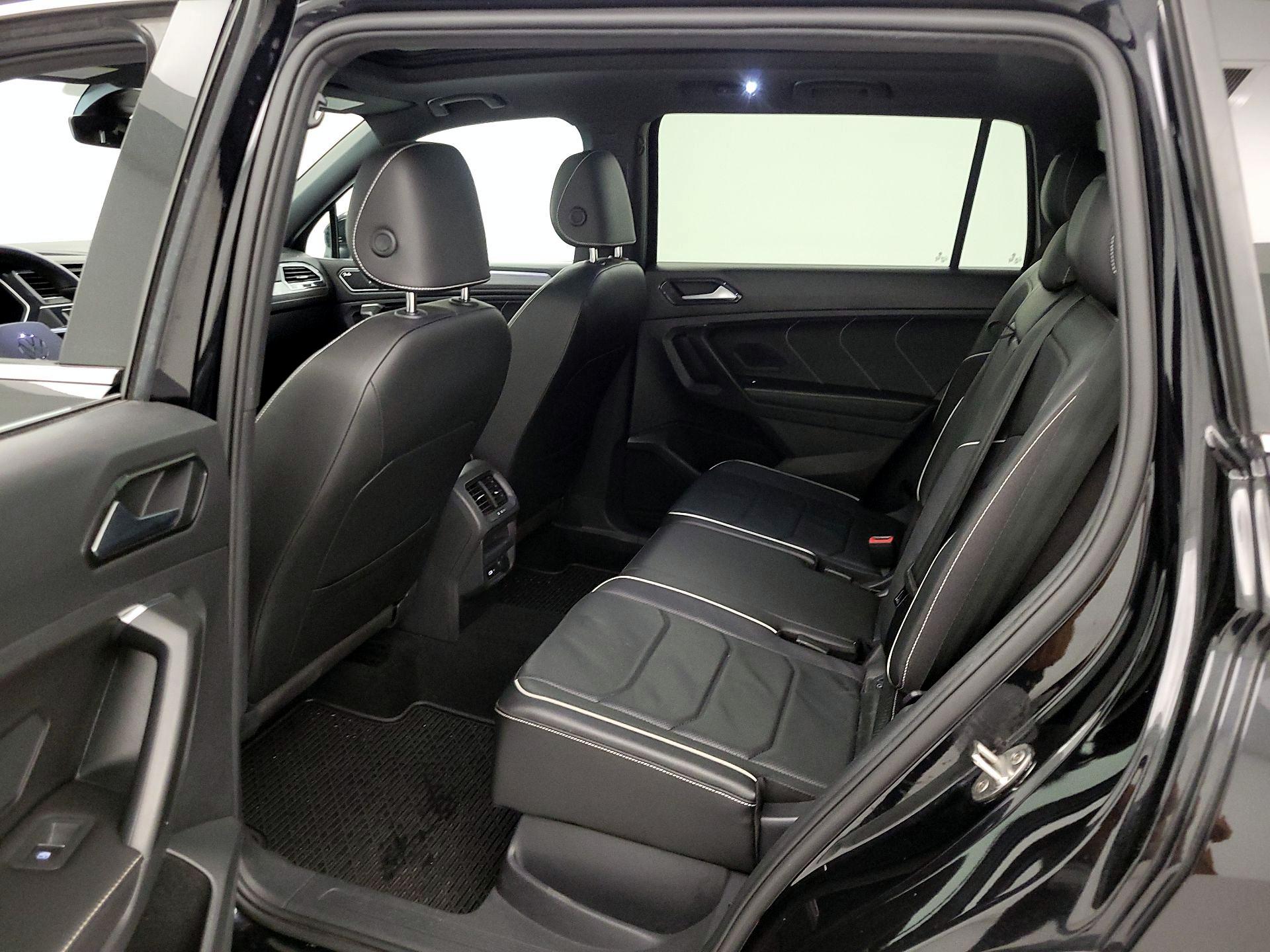 Thumbnail: 2022 Volkswagen Tiguan - 20