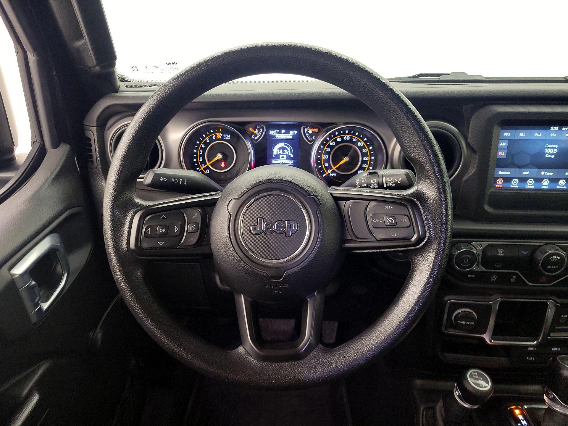 Thumbnail: 2022 Jeep Wrangler - 10