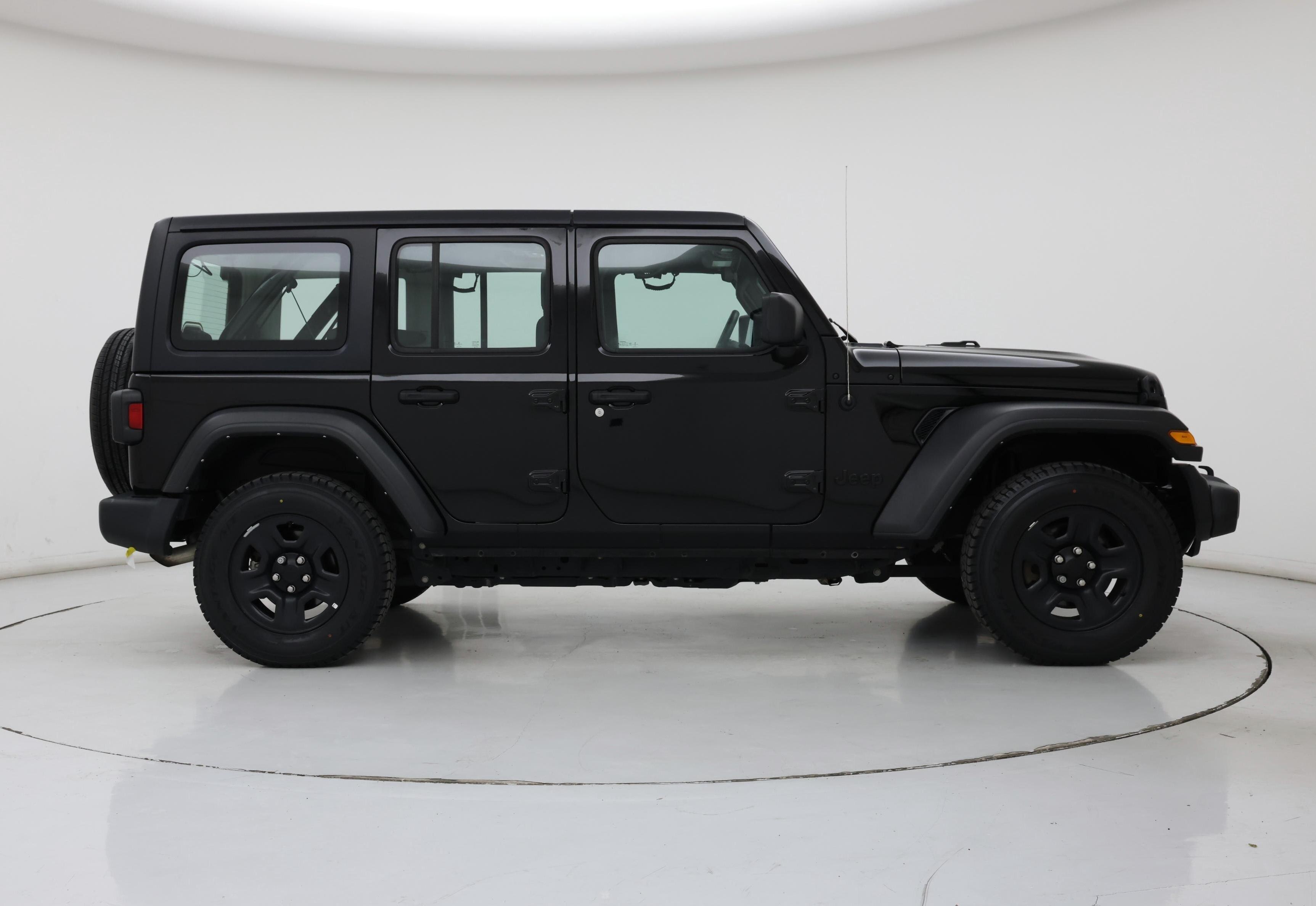 Thumbnail: 2022 Jeep Wrangler - 7