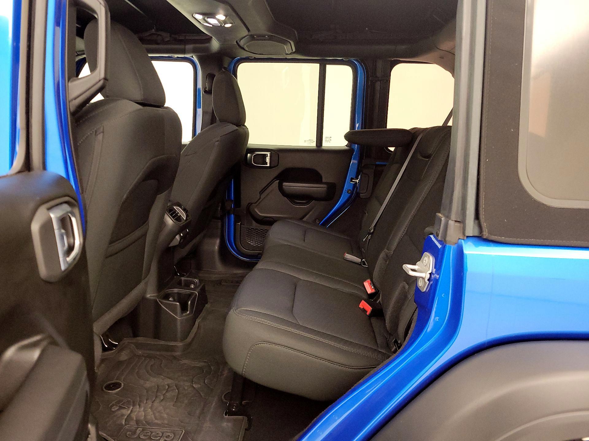 Thumbnail: 2022 Jeep Wrangler - 19