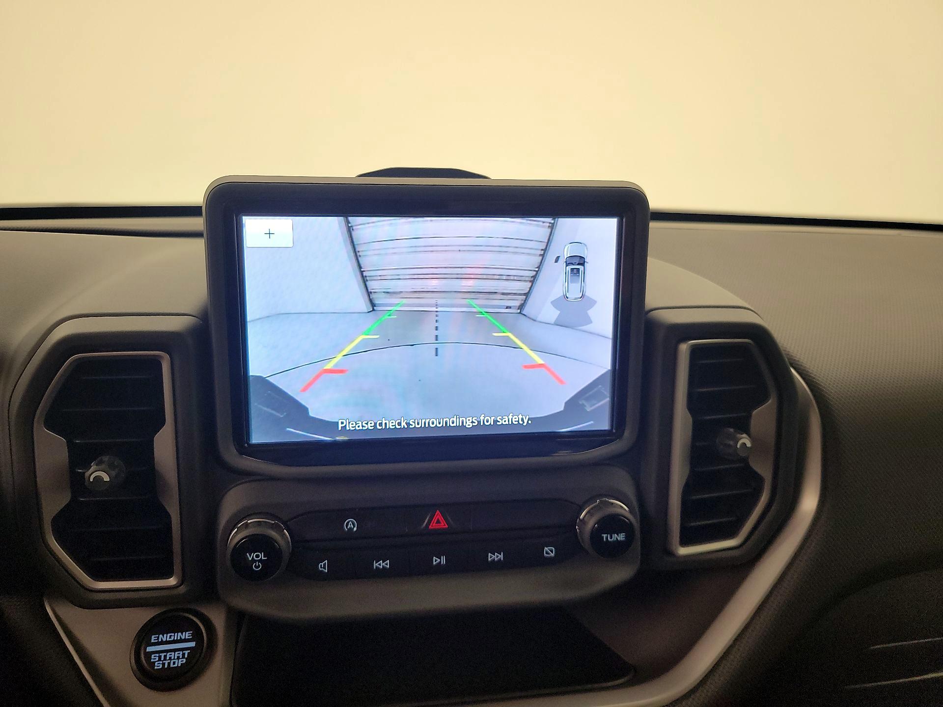 Thumbnail: 2021 Ford Bronco Sport - 15