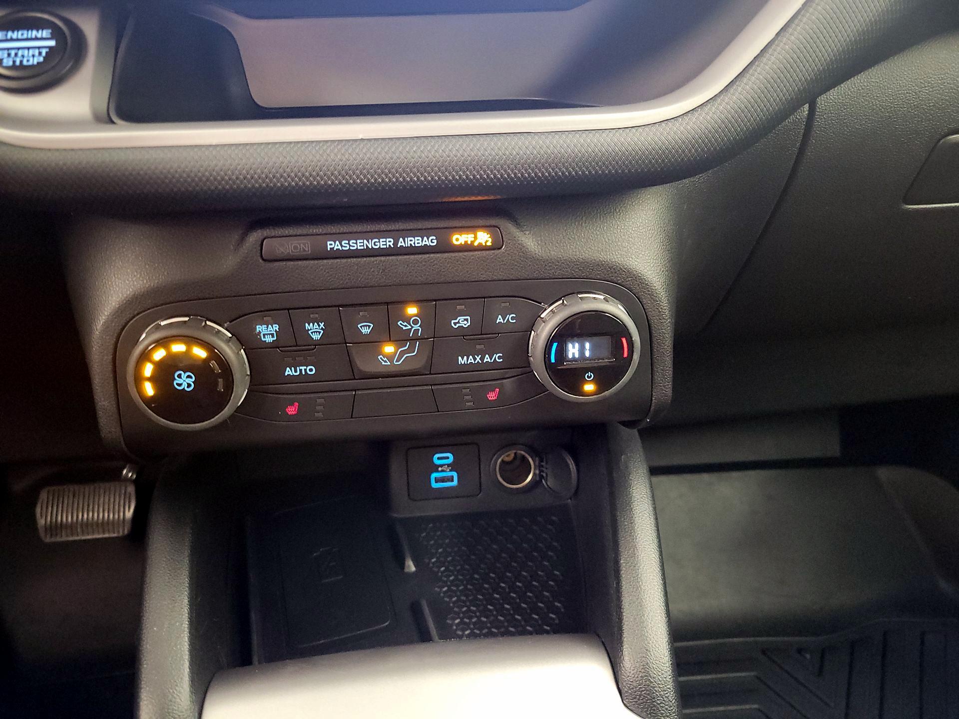 Thumbnail: 2021 Ford Bronco Sport - 17