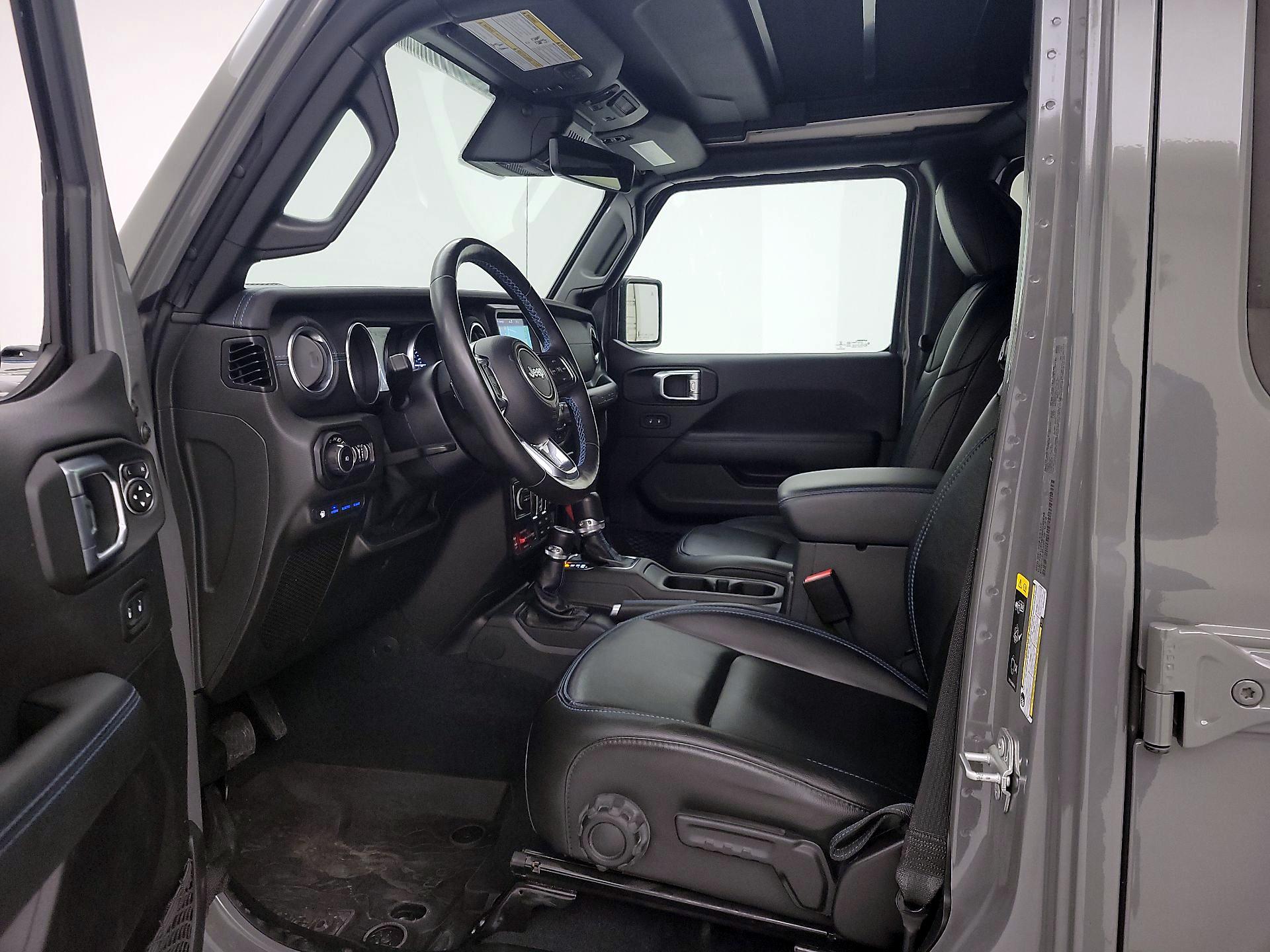 Thumbnail: 2022 Jeep Wrangler - 11