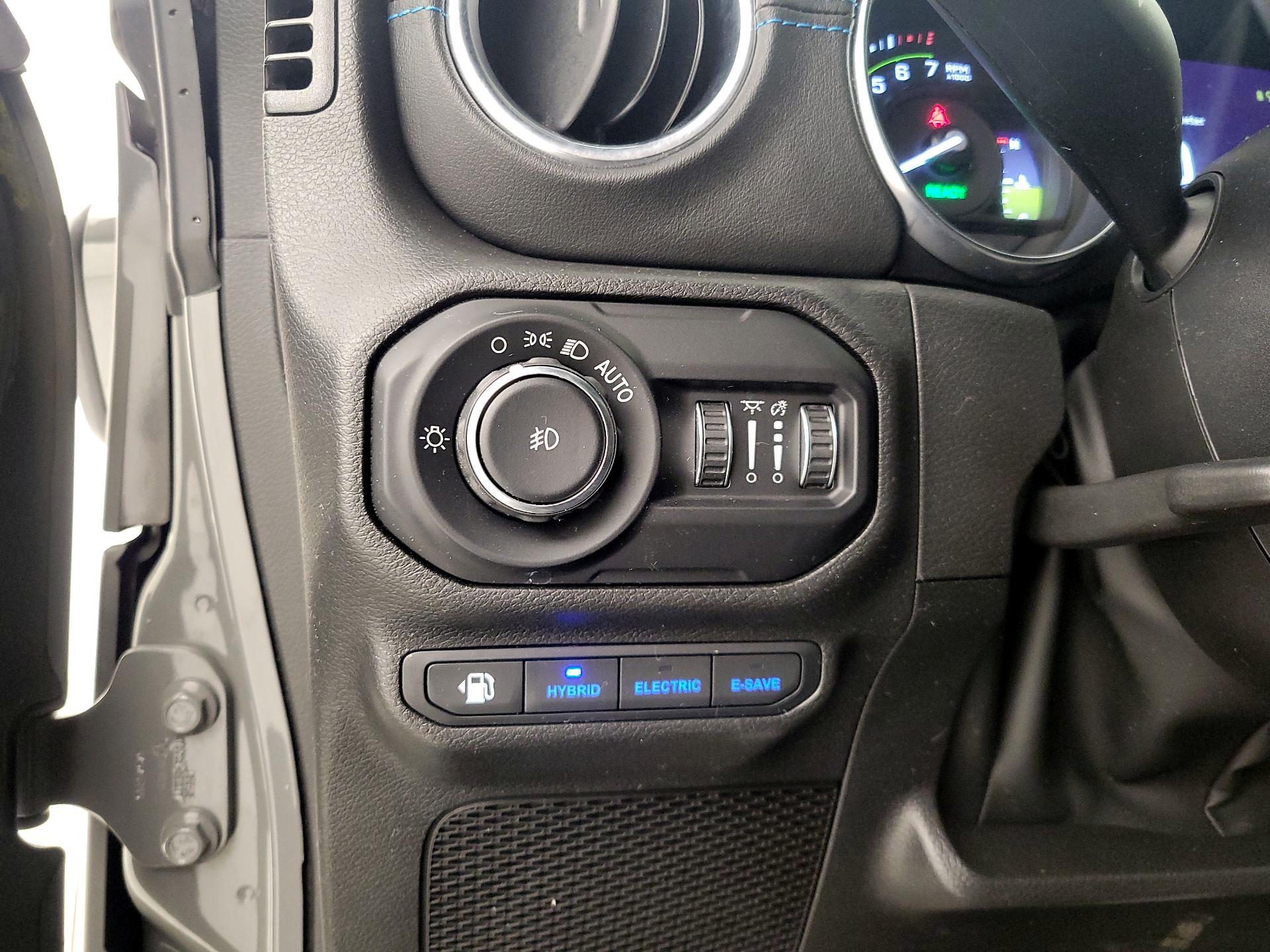 Thumbnail: 2022 Jeep Wrangler - 13