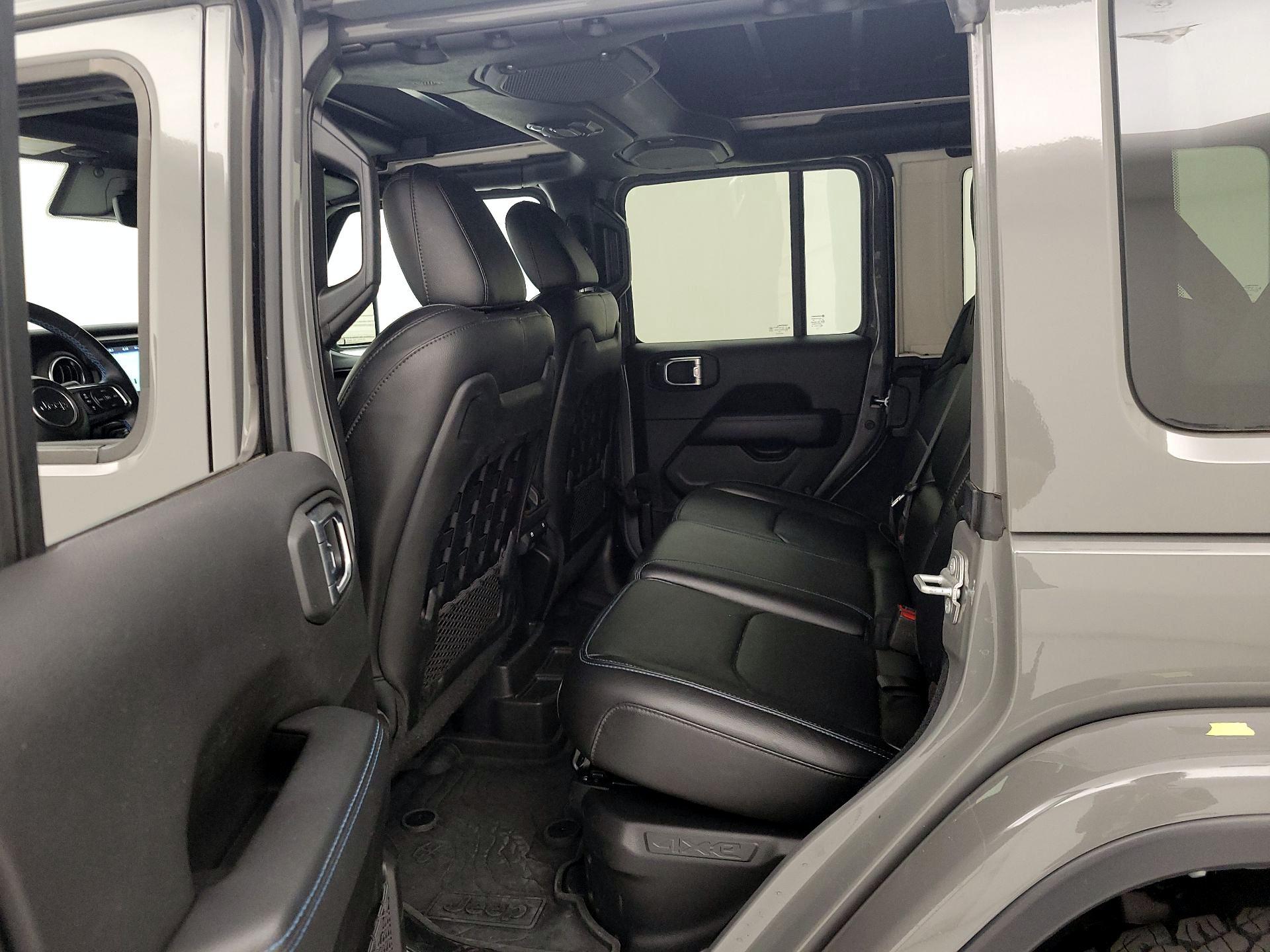 Thumbnail: 2022 Jeep Wrangler - 20