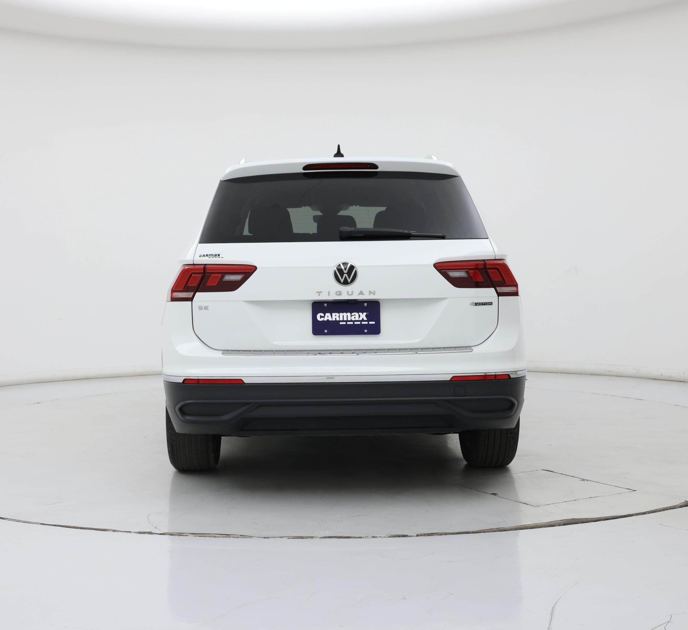 Thumbnail: 2022 Volkswagen Tiguan - 6