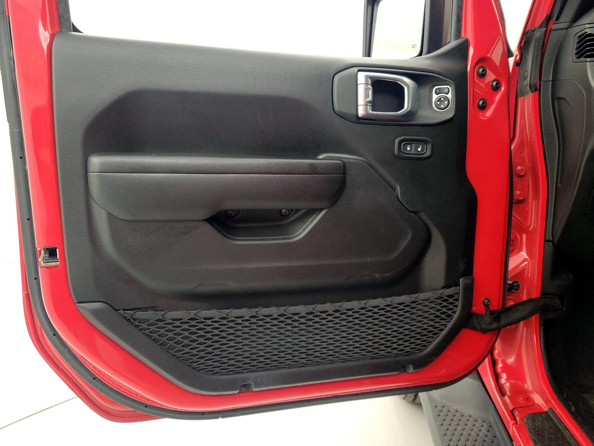 Thumbnail: 2021 Jeep Wrangler - 12