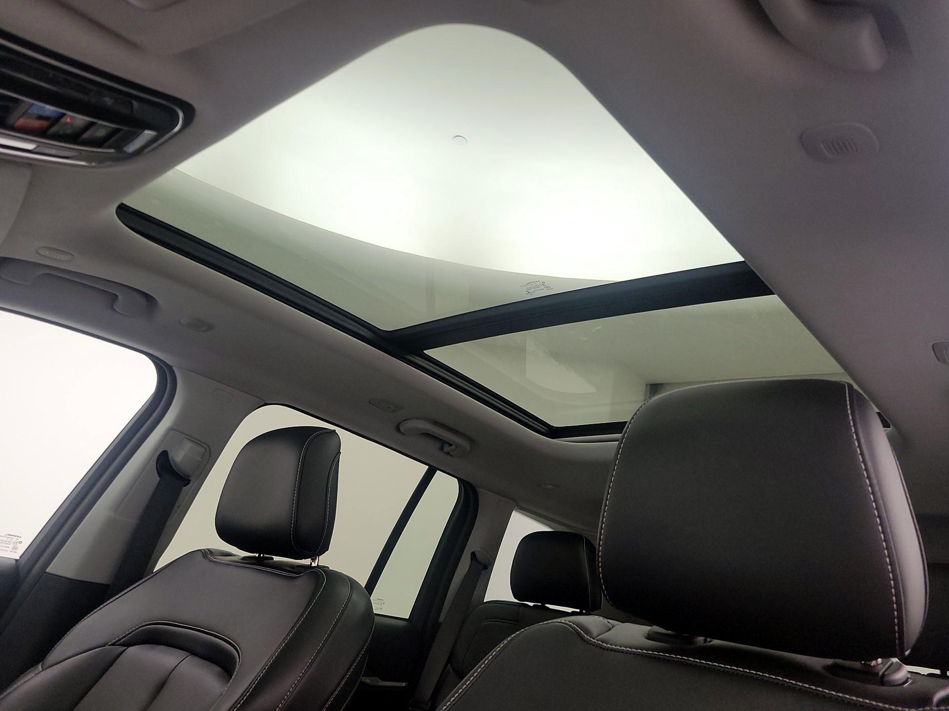 Thumbnail: 2022 Jeep Grand Cherokee - 20