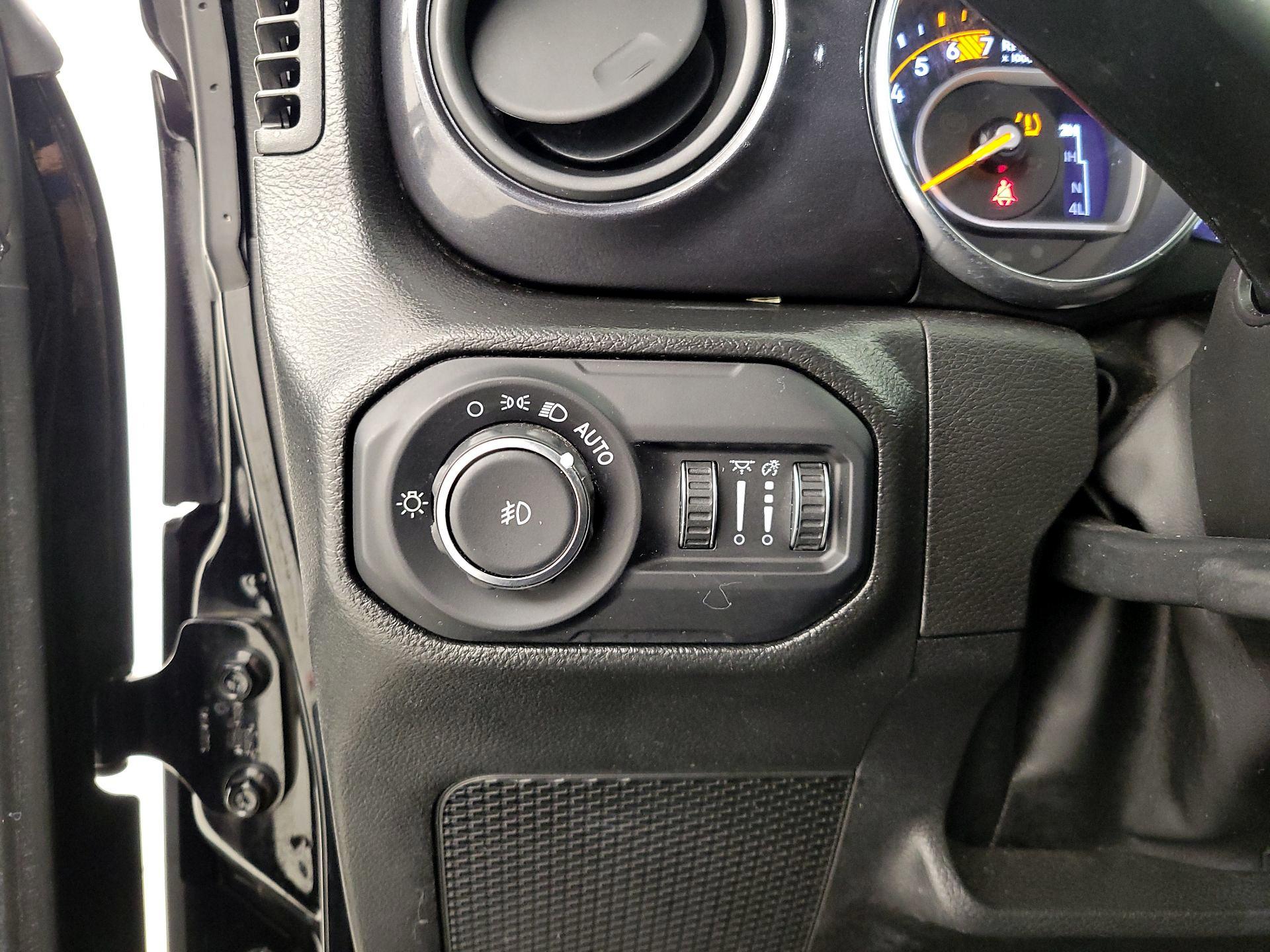 Thumbnail: 2022 Jeep Wrangler - 13