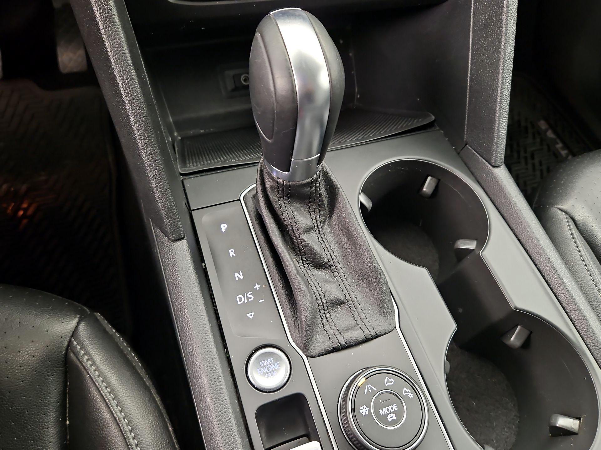 Thumbnail: 2018 Volkswagen Atlas - 17