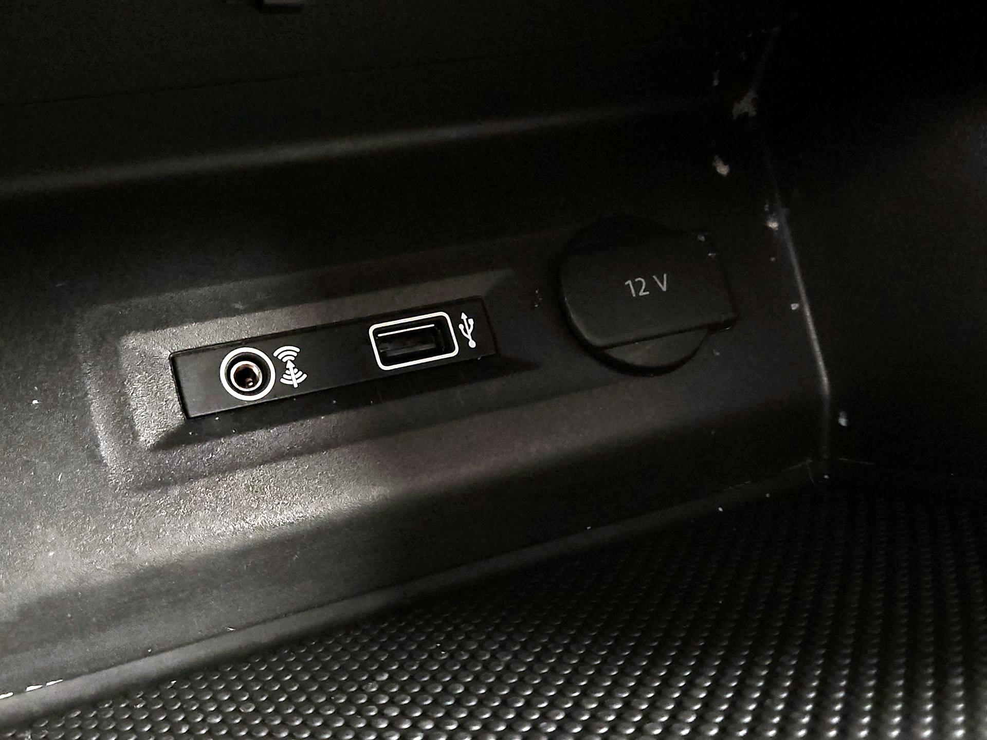 Thumbnail: 2018 Volkswagen Atlas - 18