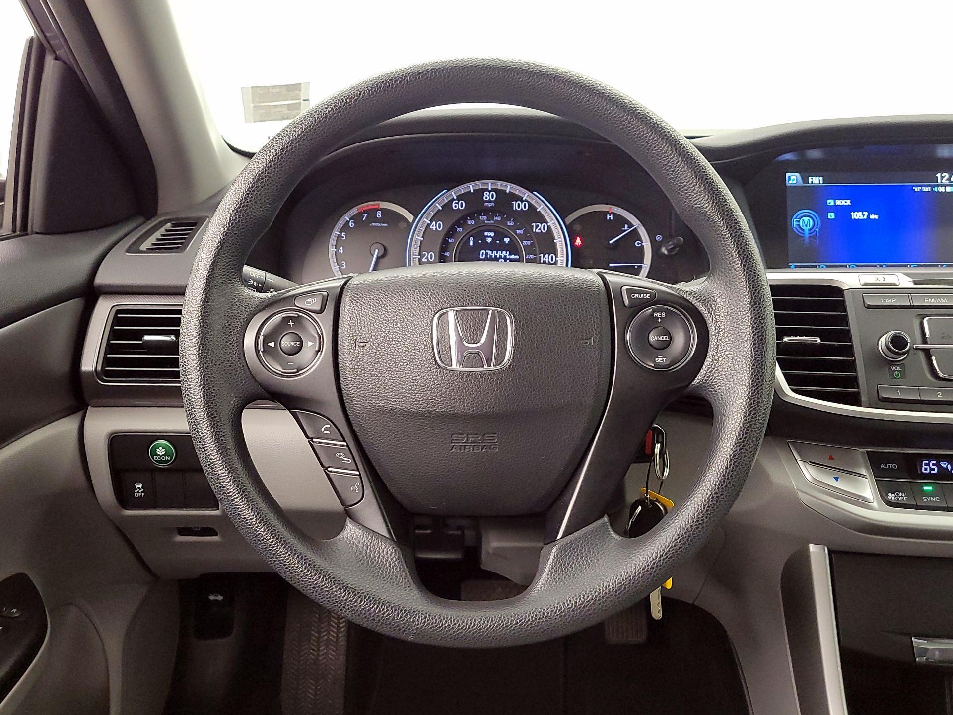 Thumbnail: 2015 Honda Accord - 10