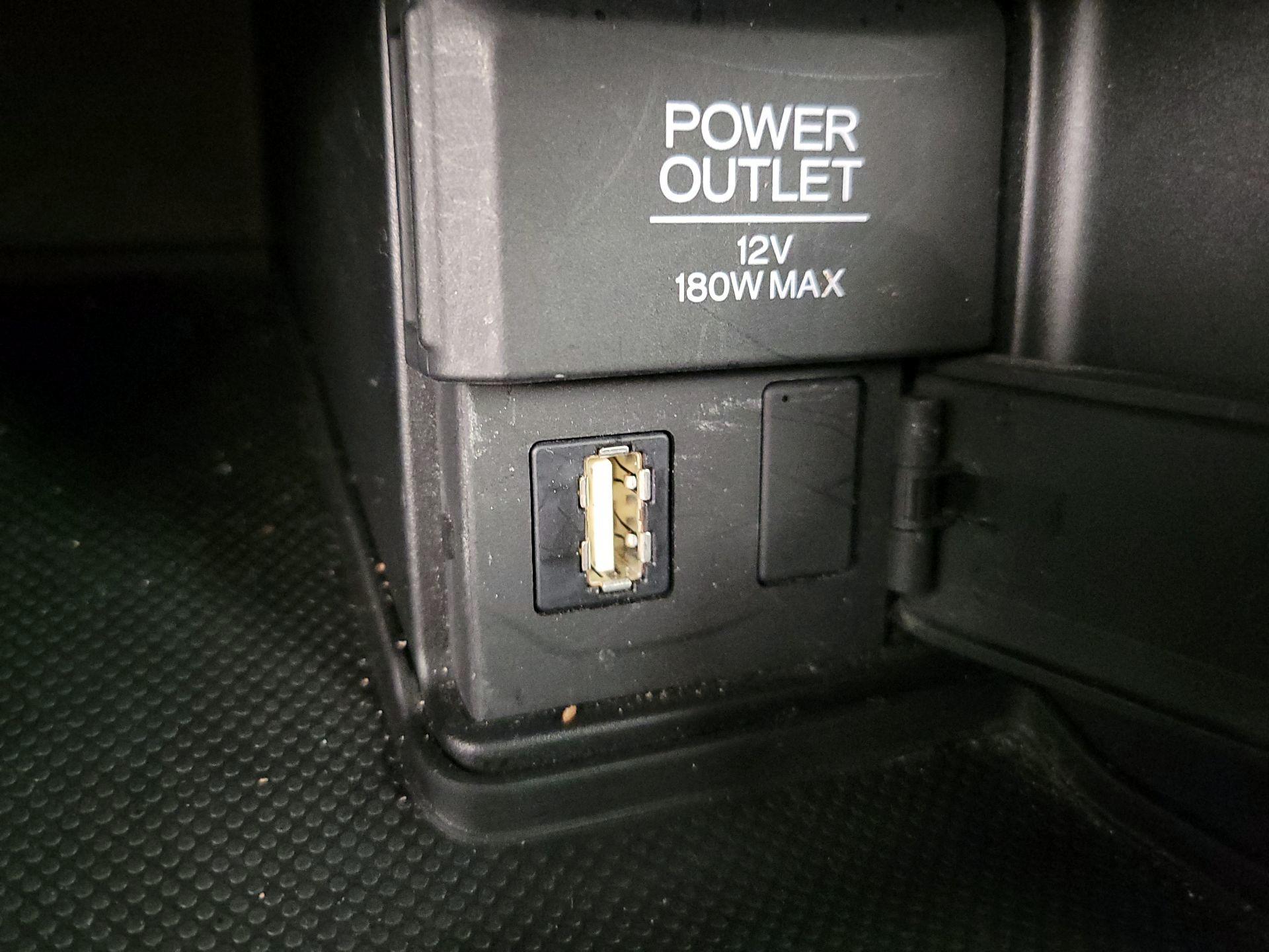 Thumbnail: 2015 Honda Accord - 18