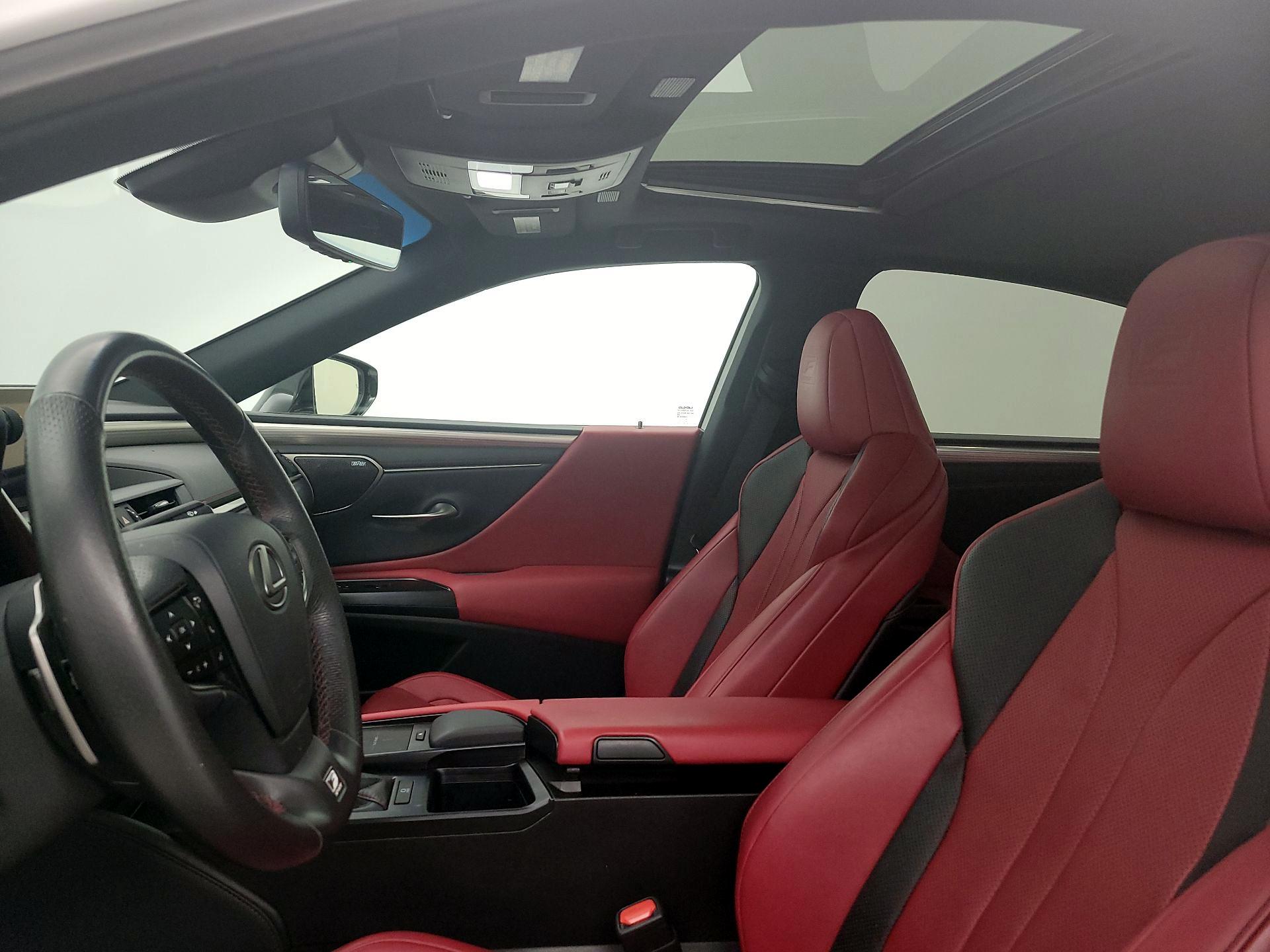 Thumbnail: 2021 Lexus ES - 20