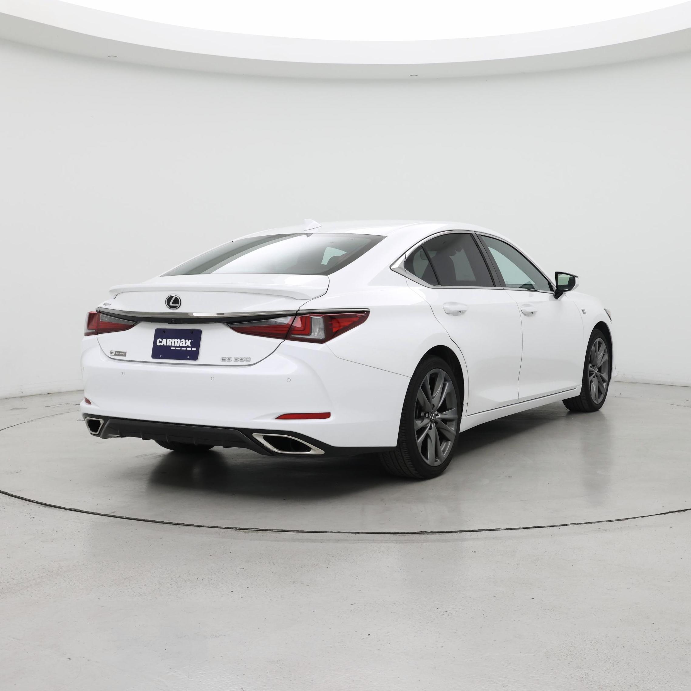 Thumbnail: 2021 Lexus ES - 8