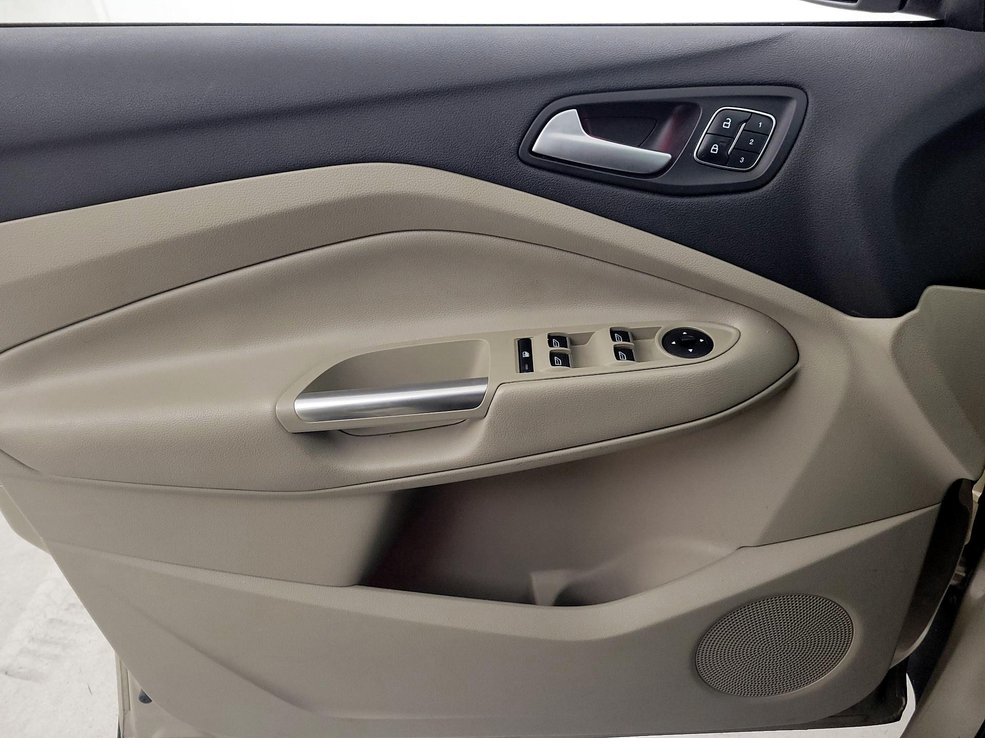 Thumbnail: 2017 Ford Escape - 12