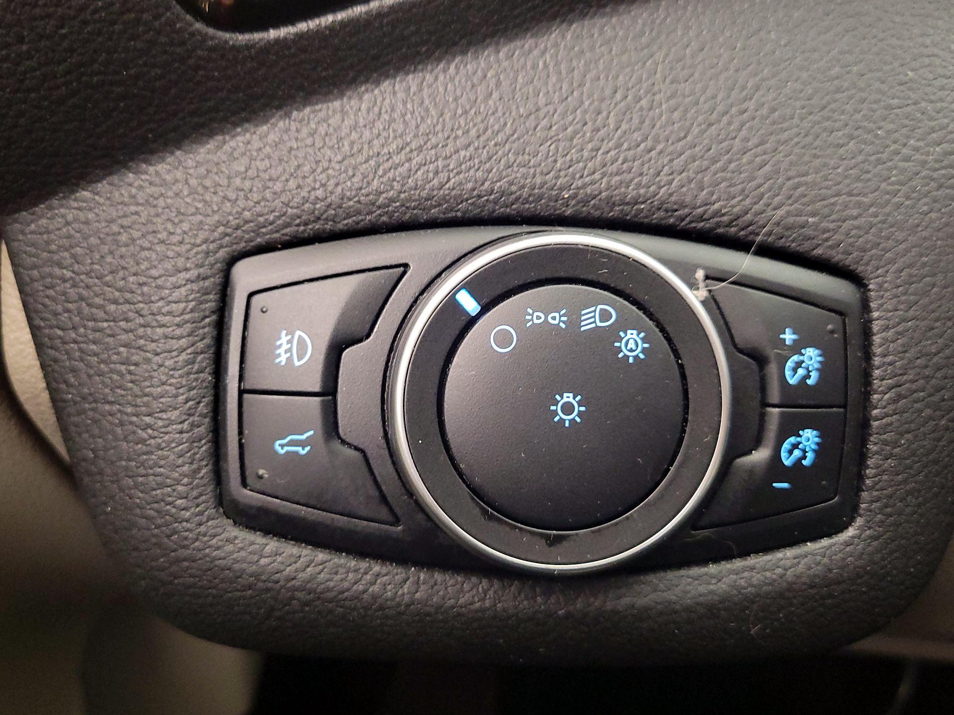 Thumbnail: 2017 Ford Escape - 13