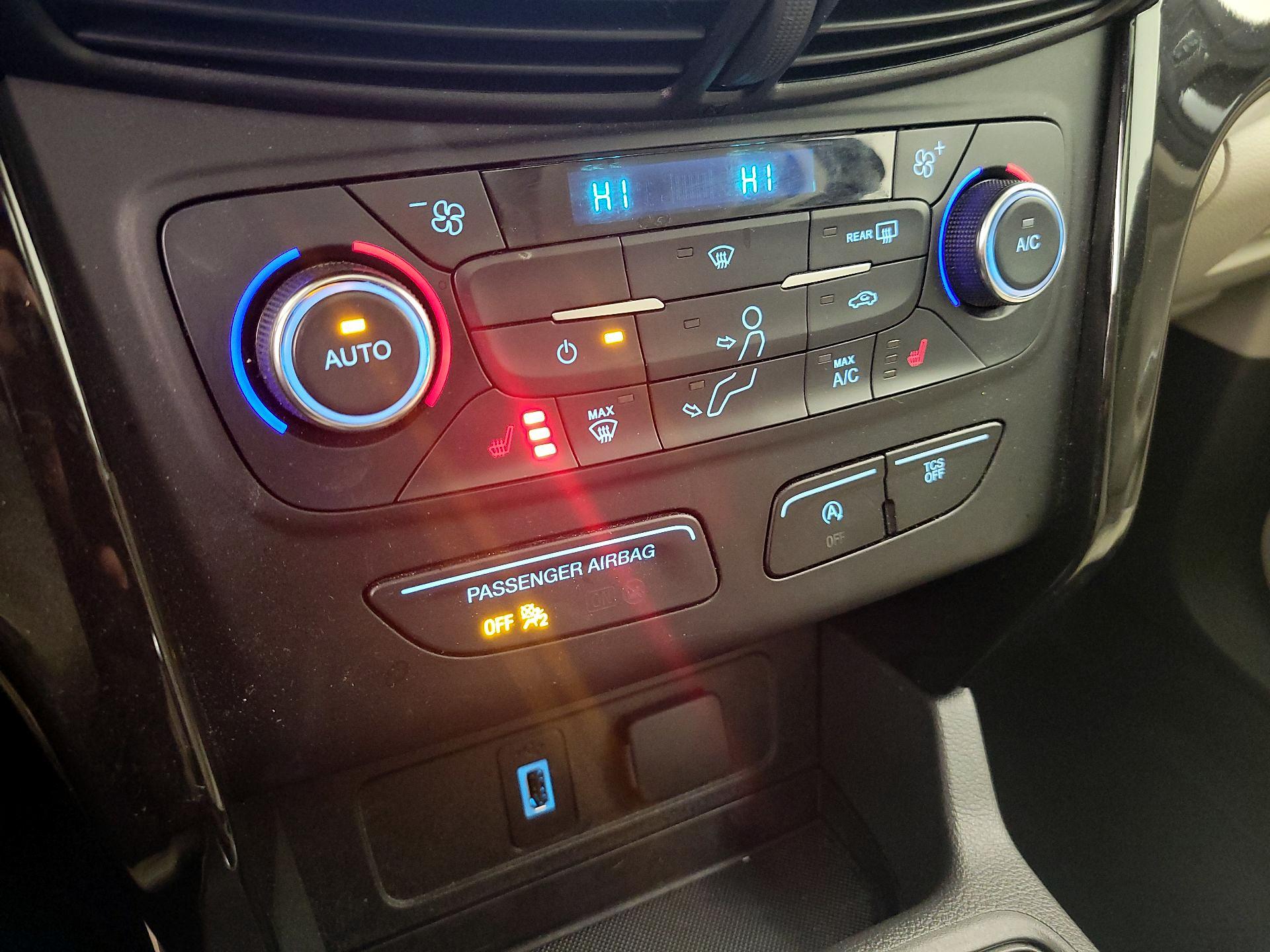 Thumbnail: 2017 Ford Escape - 17