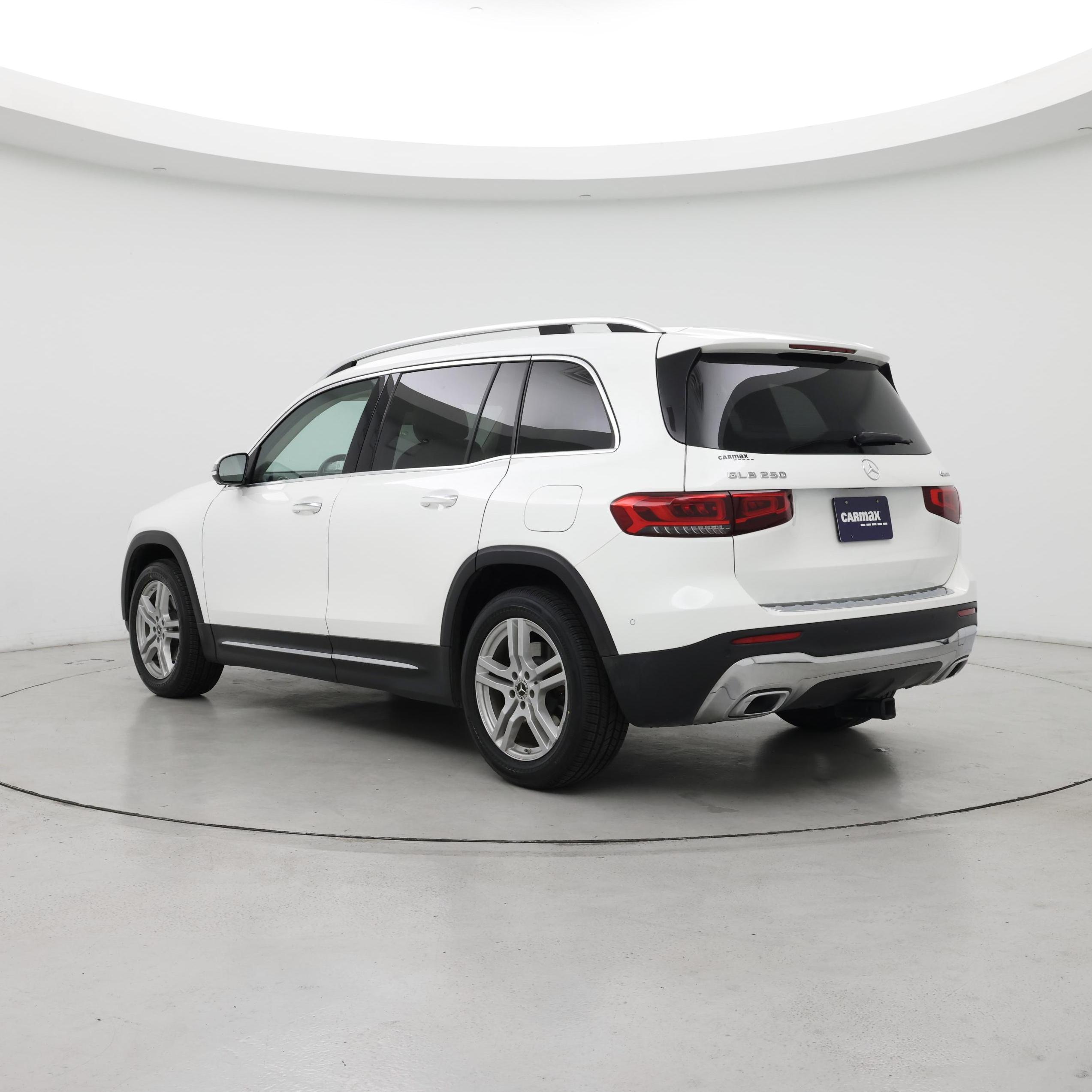 Thumbnail: 2023 Mercedes-Benz GLB - 2