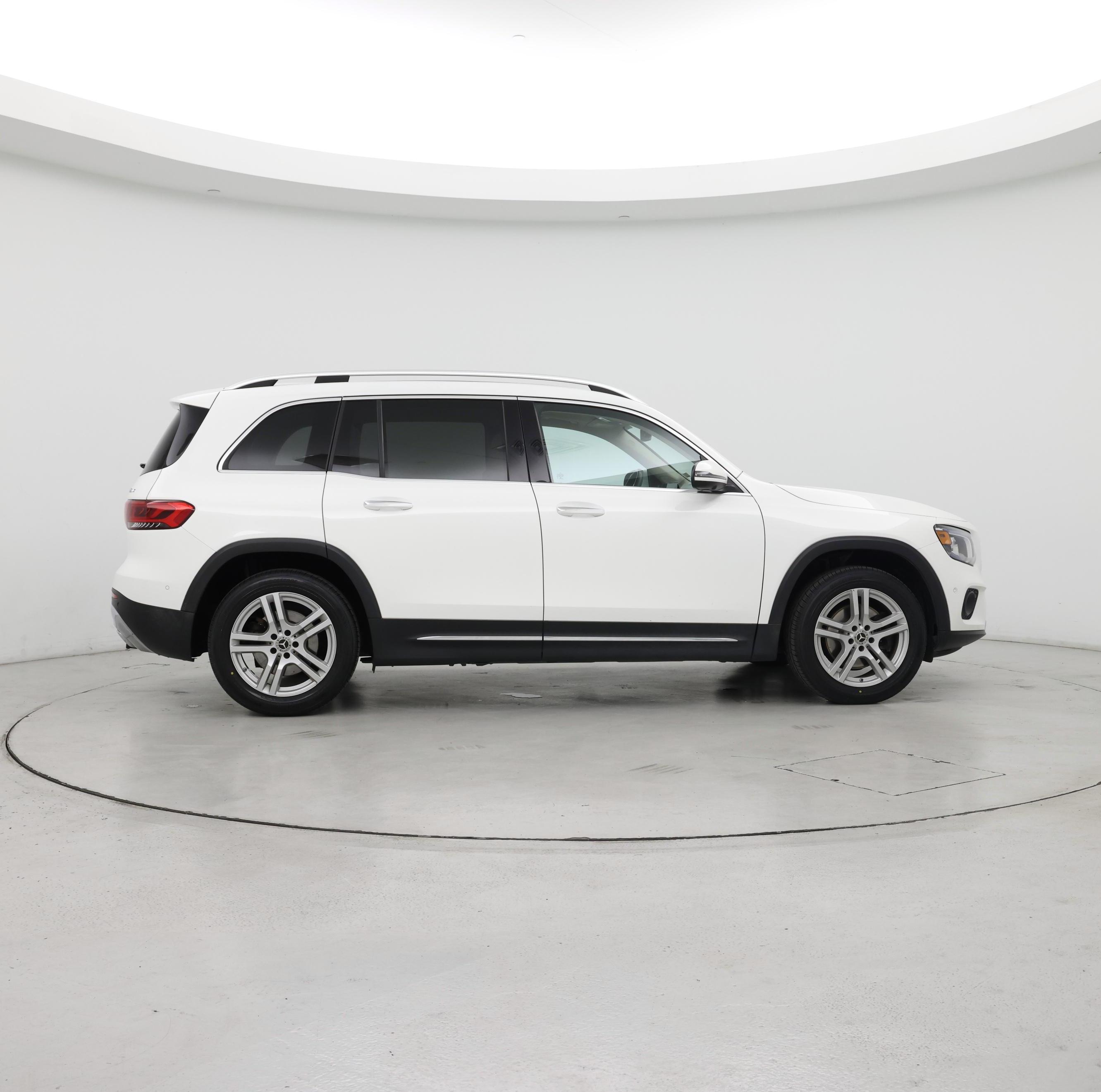 Thumbnail: 2023 Mercedes-Benz GLB - 7