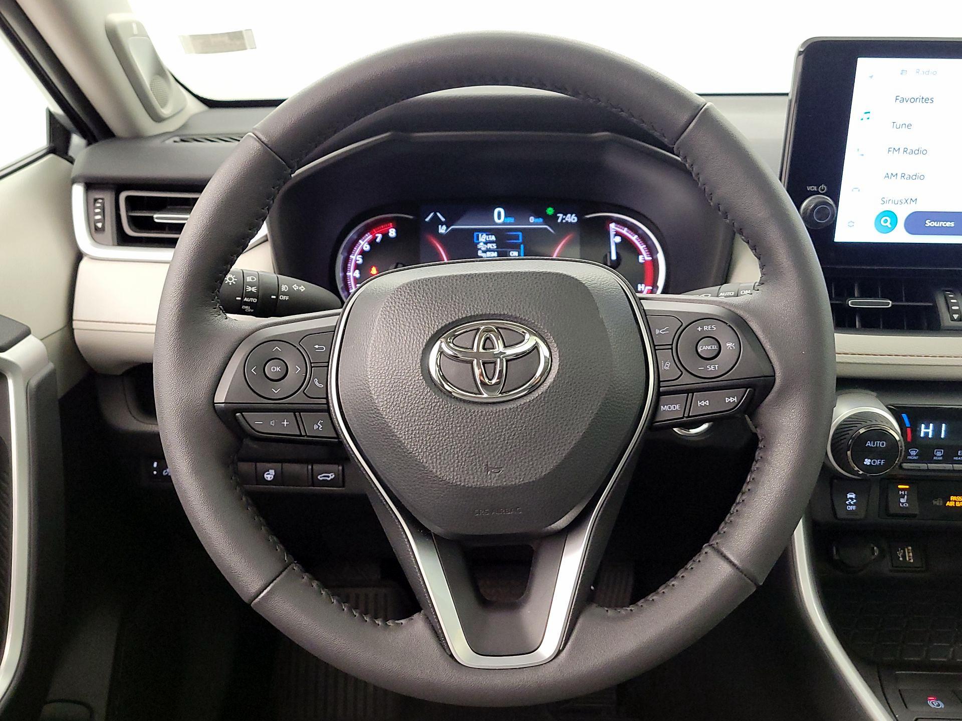 Thumbnail: 2024 Toyota RAV4 - 10