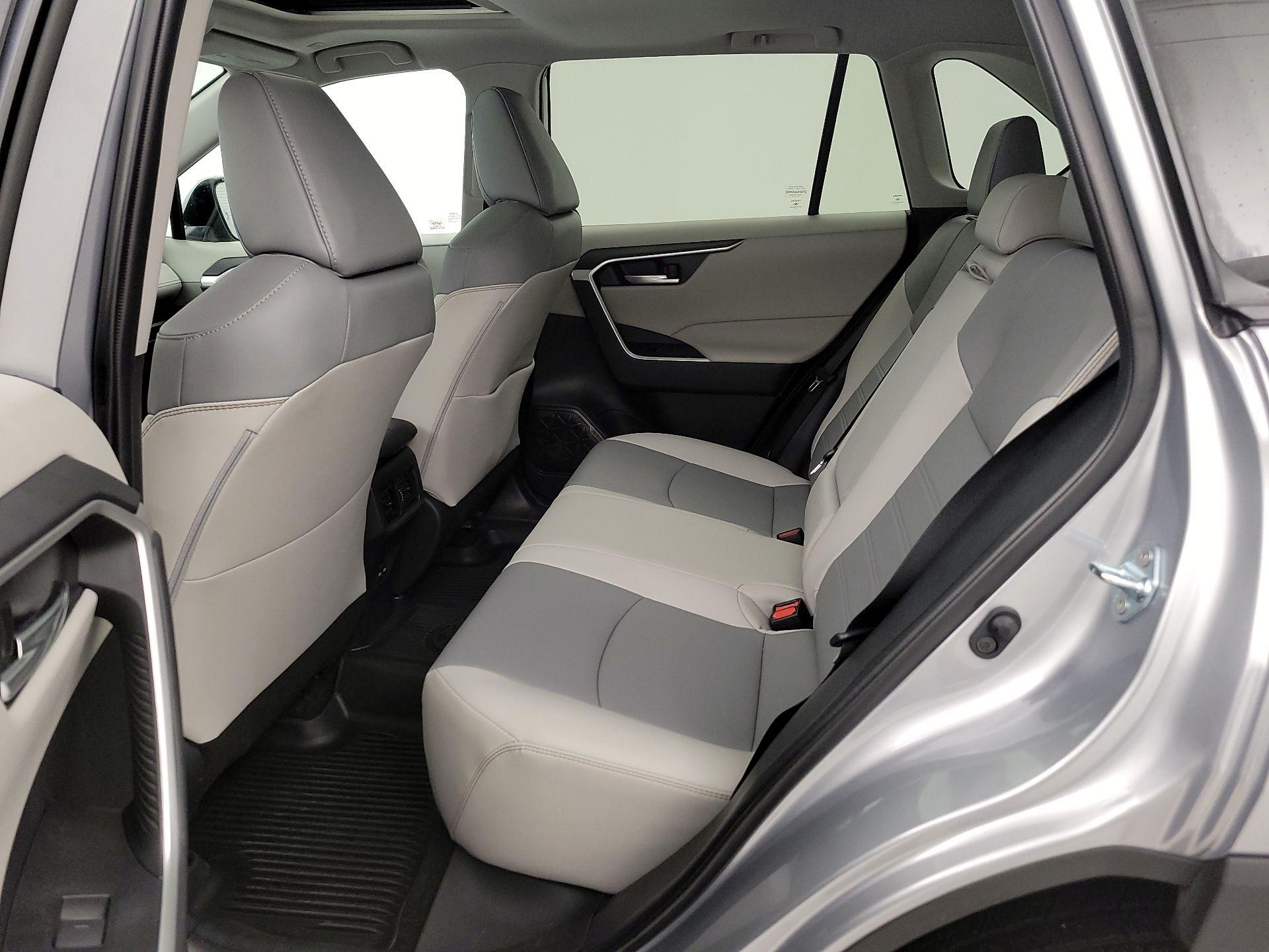 Thumbnail: 2024 Toyota RAV4 - 20